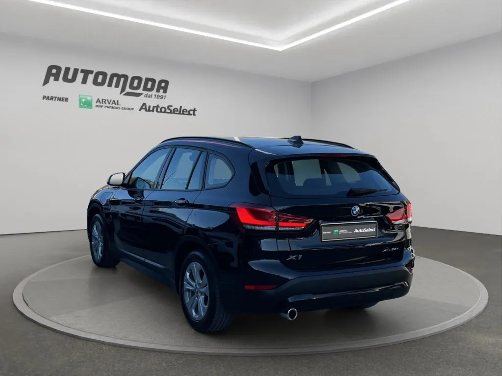 BMW X Drive 25E Business Advantage automatico 2022 — foto 6