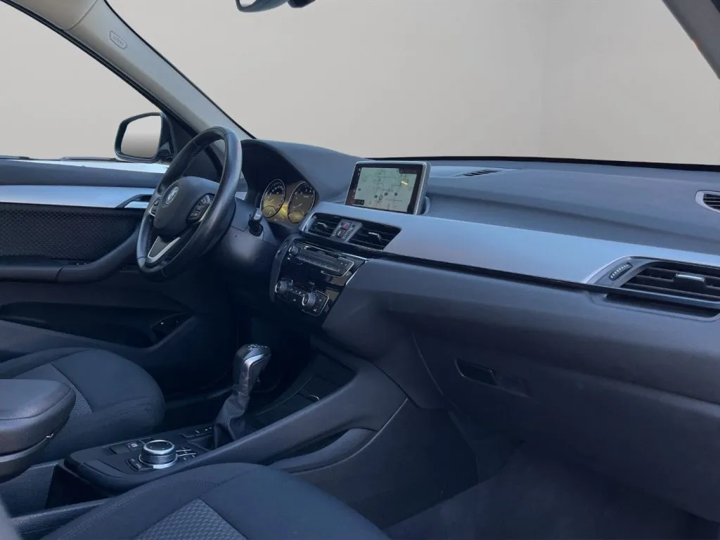 BMW X Drive 25E Business Advantage automatico 2022 — foto 9