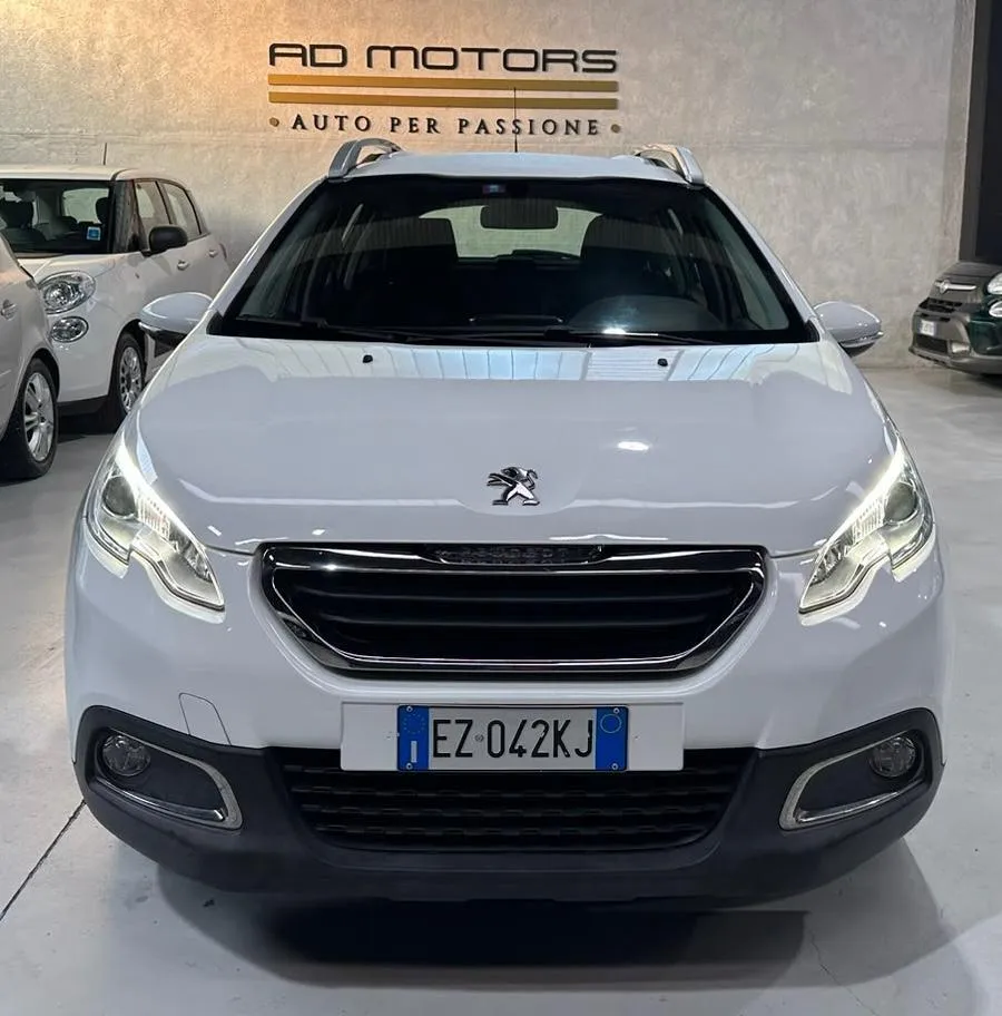 Peugeot 2008 Benzina Neopatentati 2015 — foto 2