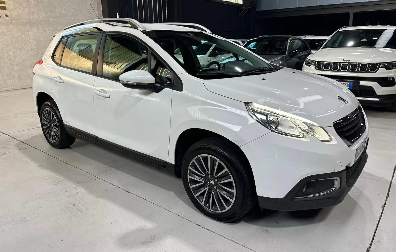 Peugeot 2008 Benzina Neopatentati 2015 — foto 7