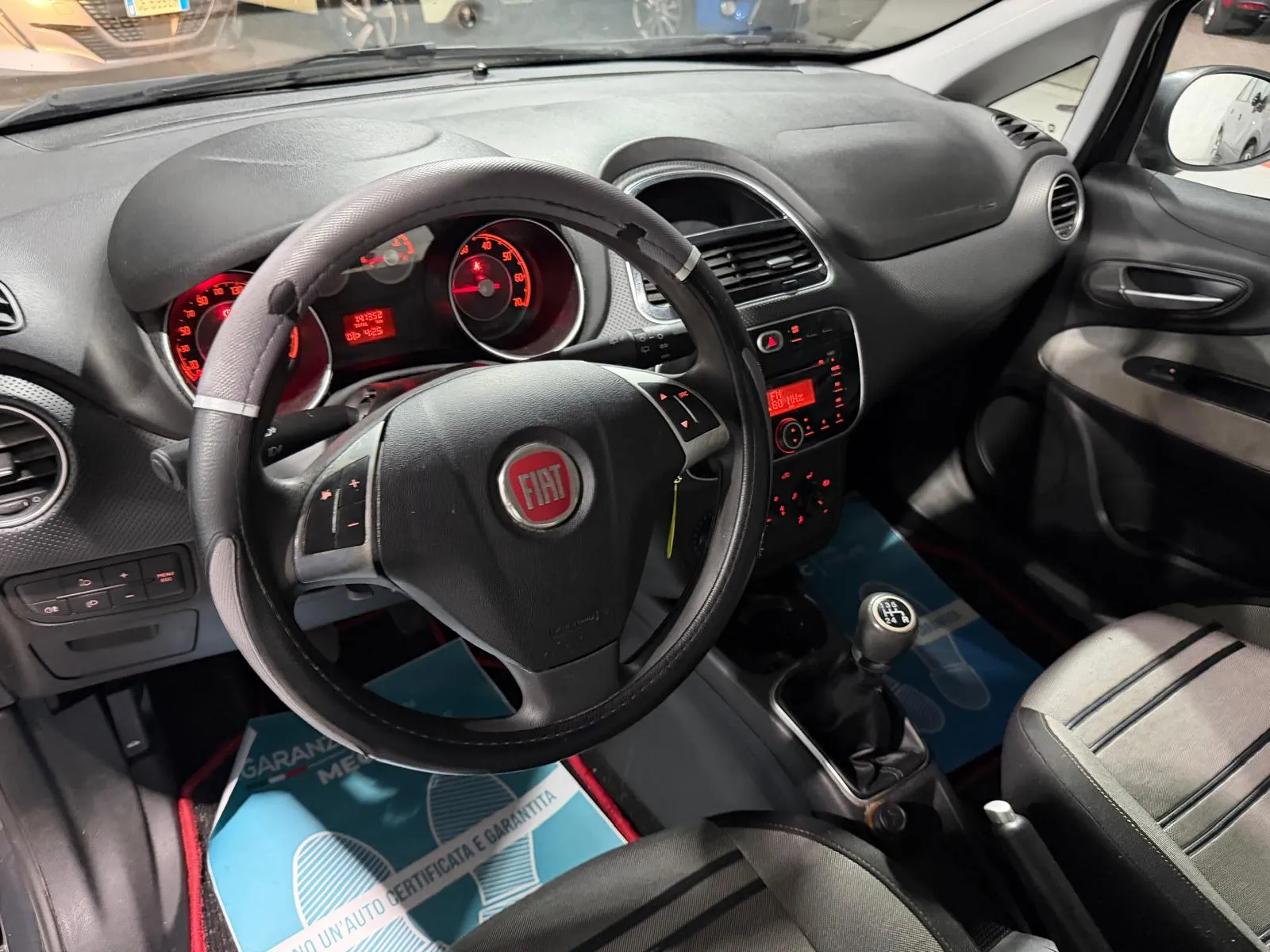 Fiat Benzina 5 posti Neopatentati 2010 — foto 8