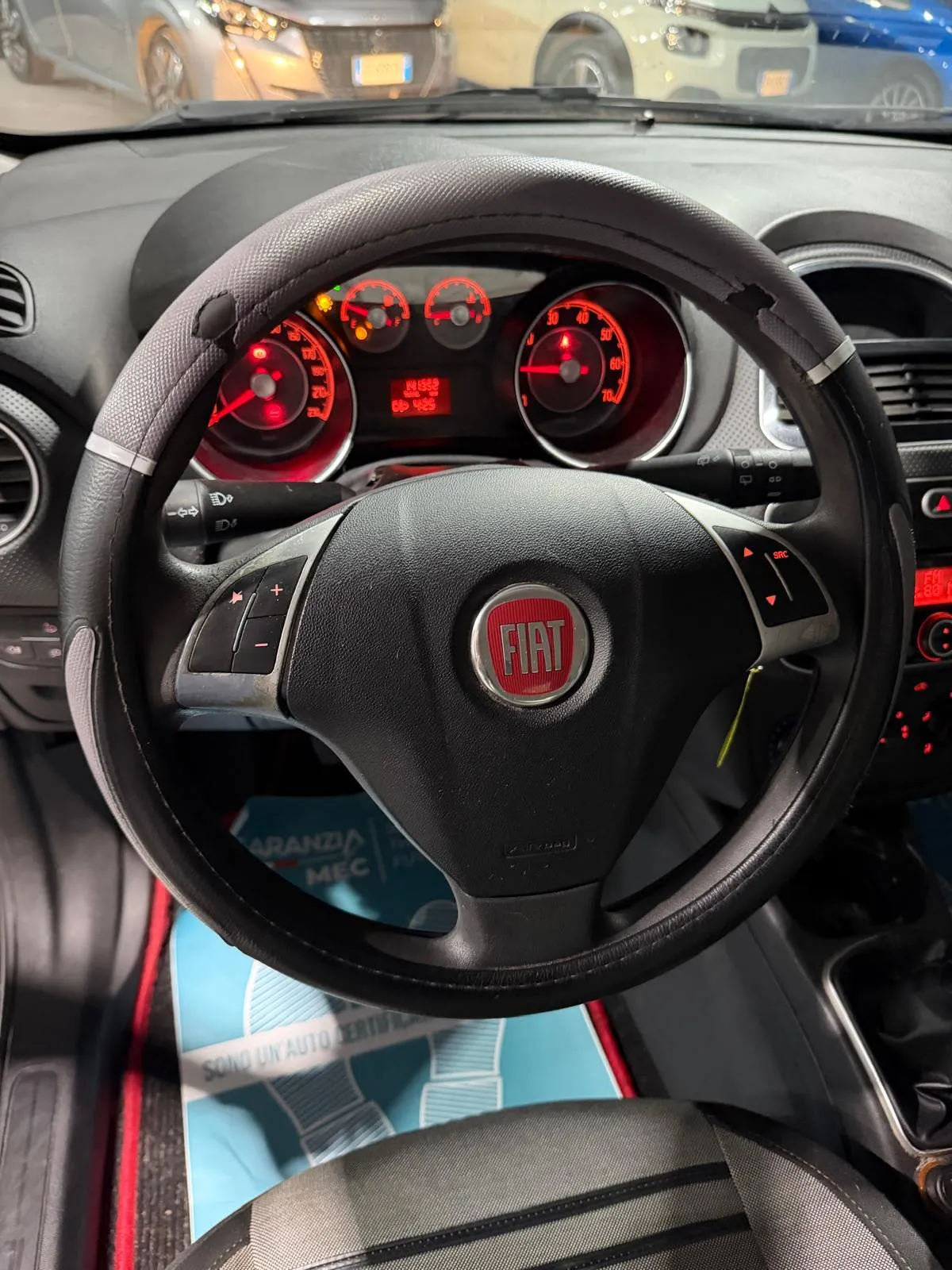 Fiat Benzina 5 posti Neopatentati 2010 — foto 11