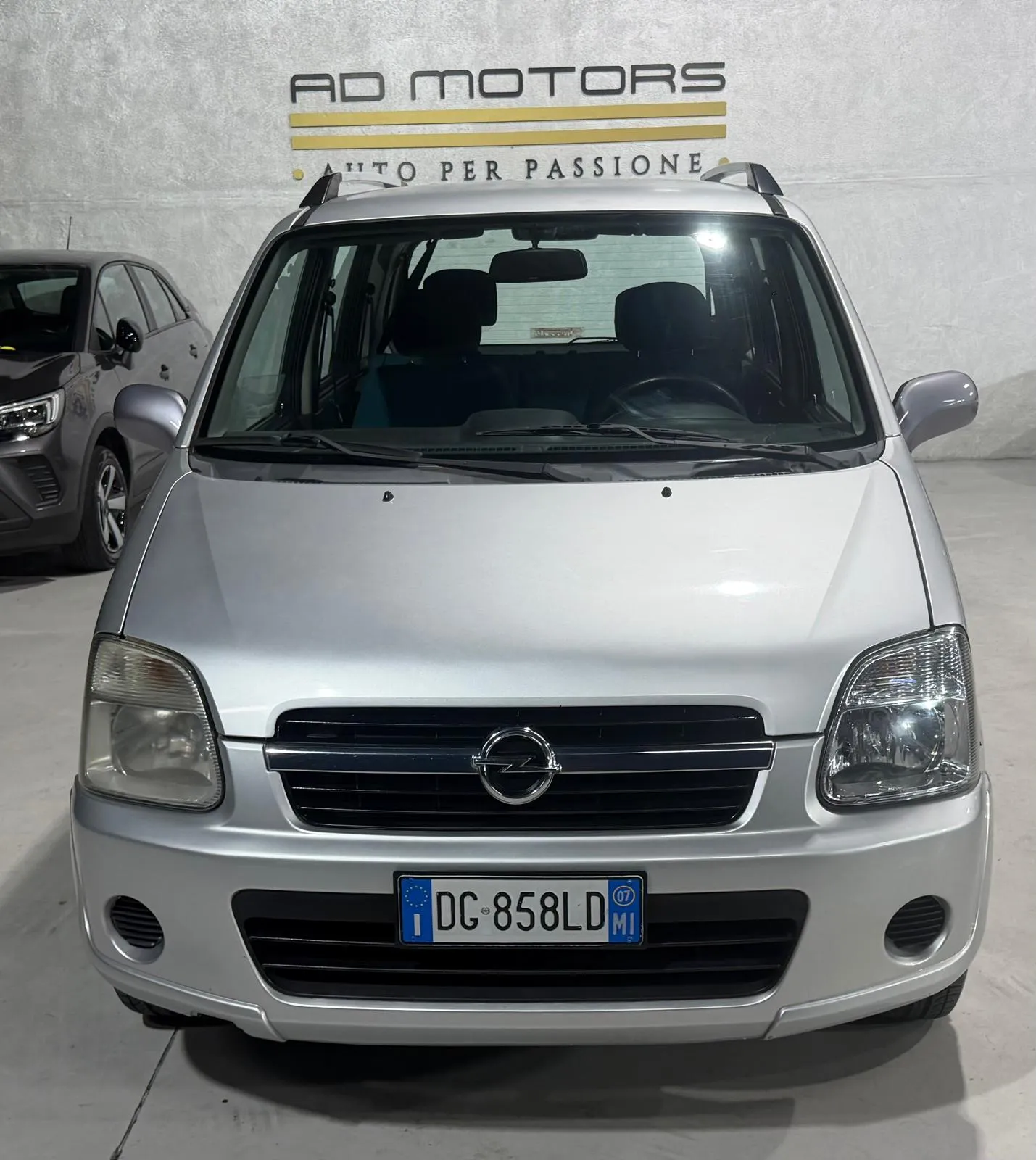 Opel Bicolor Benzina 5 Posti 2007 — foto 2