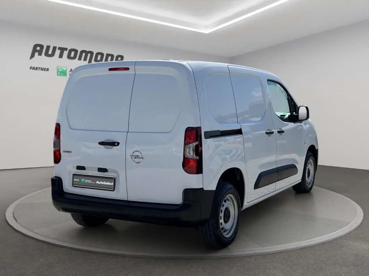 OPEL Combo Allestito 1.5 Diesel 100CV 2023 — foto 4