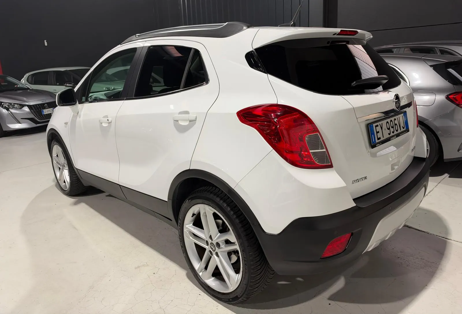Opel Benzina 2015 — foto 4