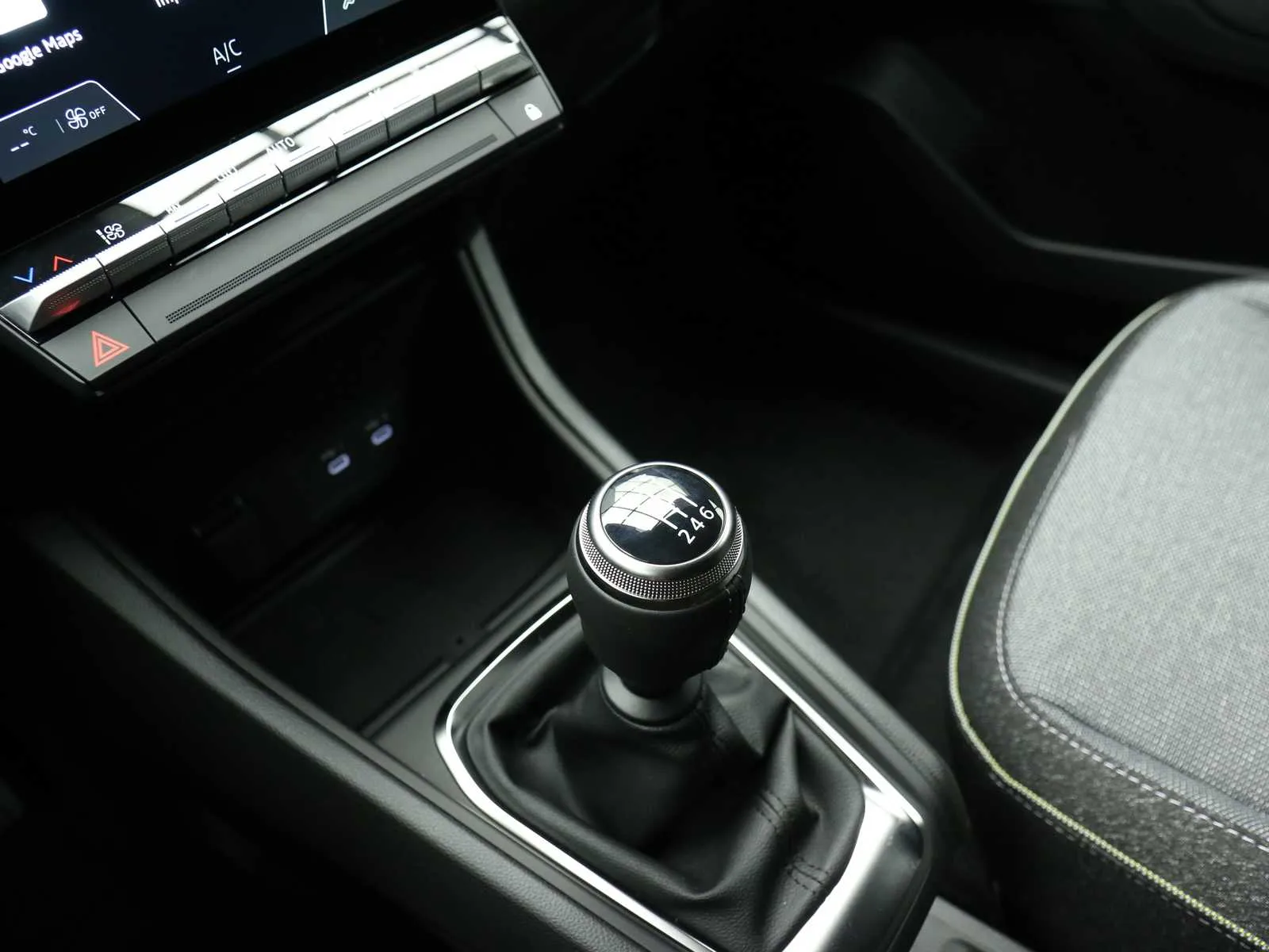 Renault Captur 1.2 eco-g Techno 120cv 2026 — foto 30