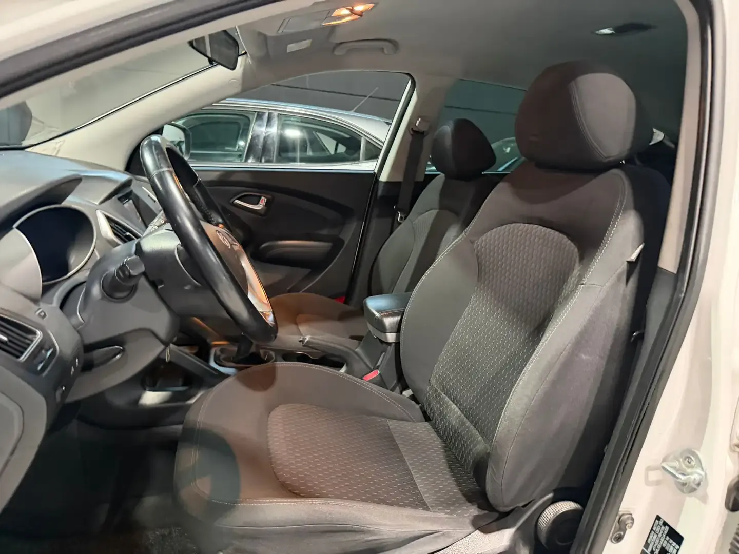 Hyundai ix35 1.6 Comfort 2wd 2013 — foto 8