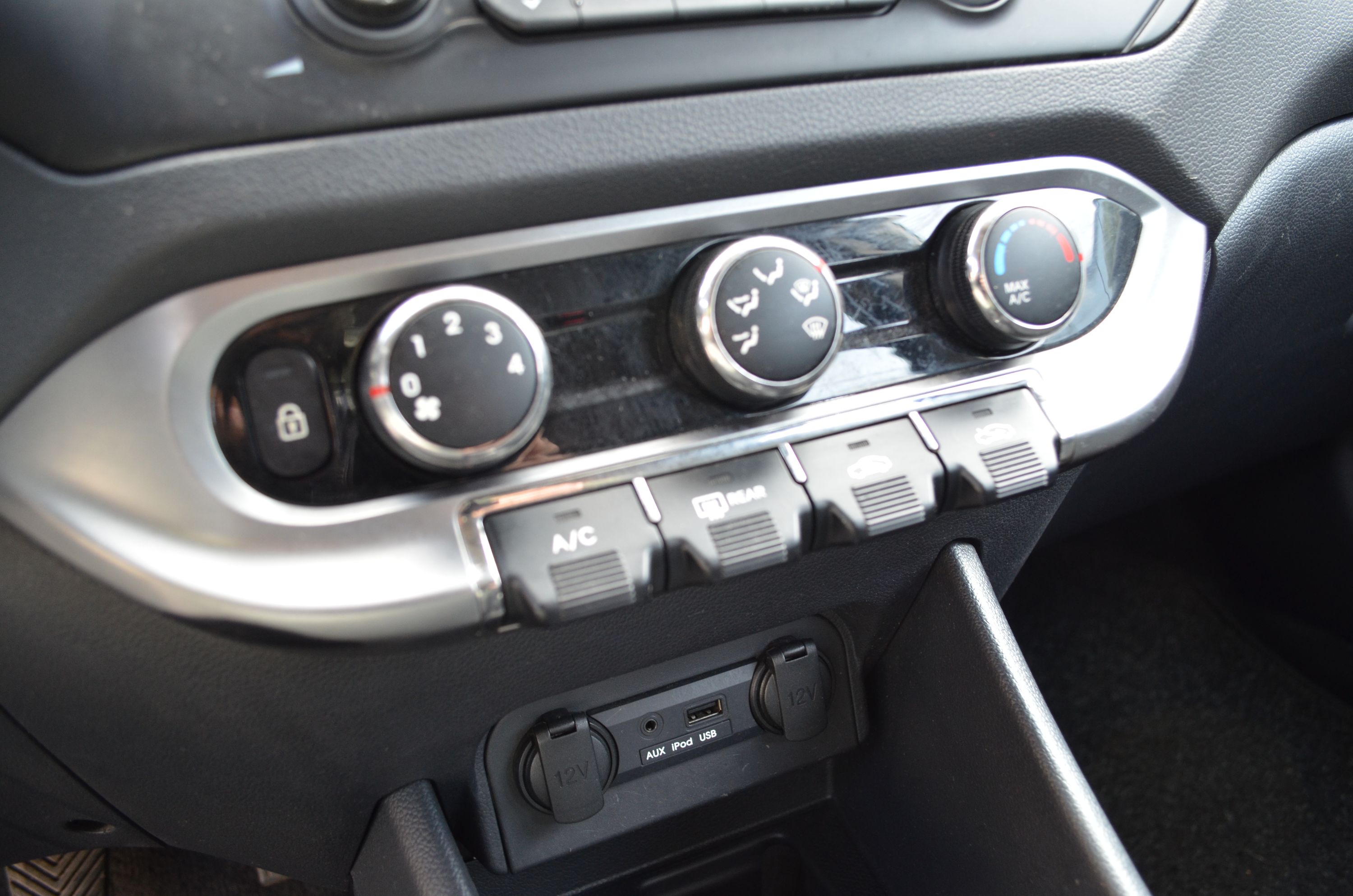 Kia Rio 5p 1.4 crdi EX 2012 — foto 12