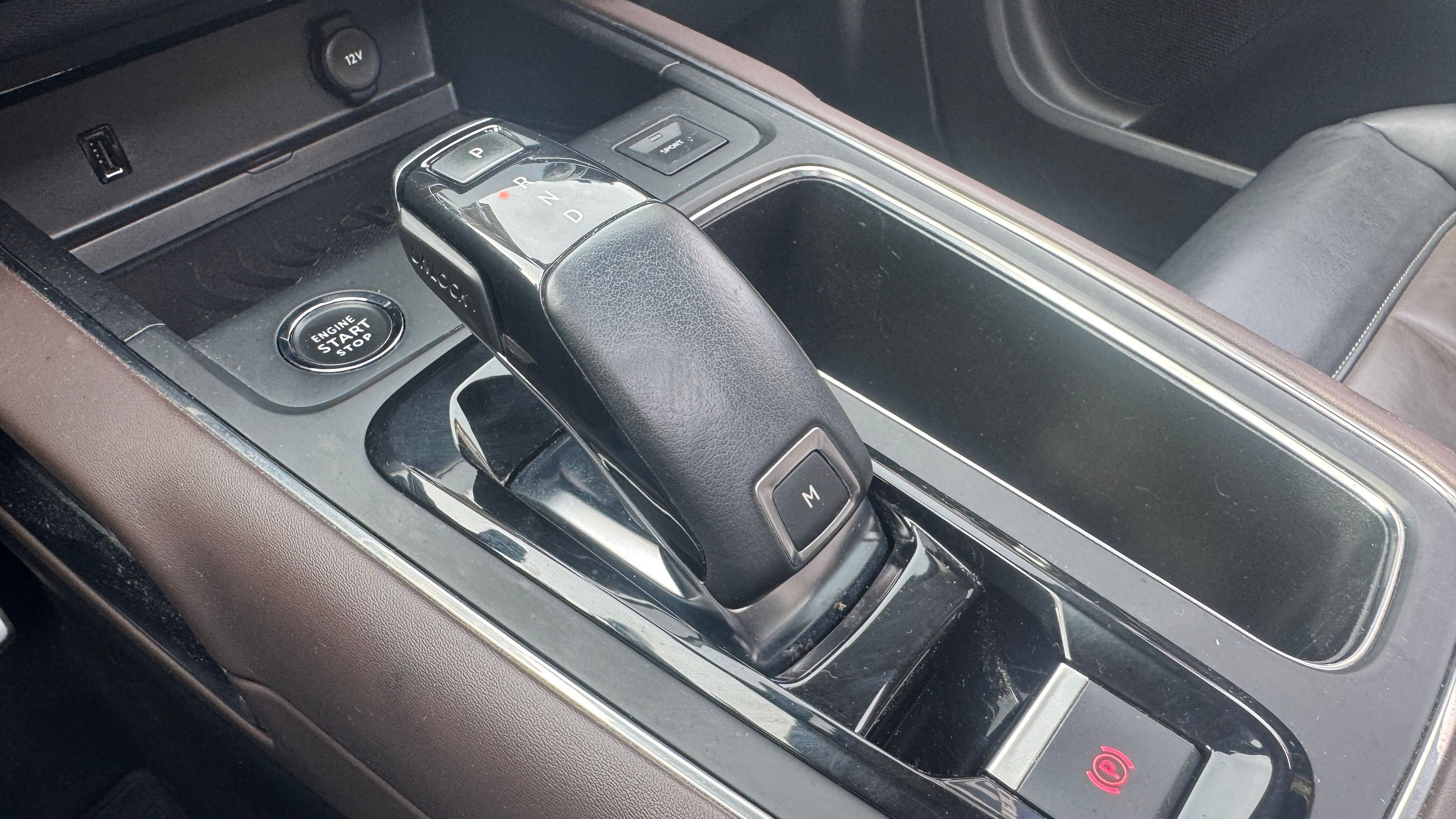 Citroen C5 Aircross 1.5 bluehdi Shine s&s 130cv eat8  TETTO APRIBILE 2019 — foto 12