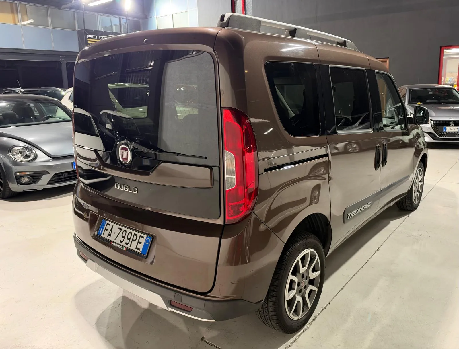 Fiat Doblo Trekking Diesel 5 Posti 2015 — foto 6