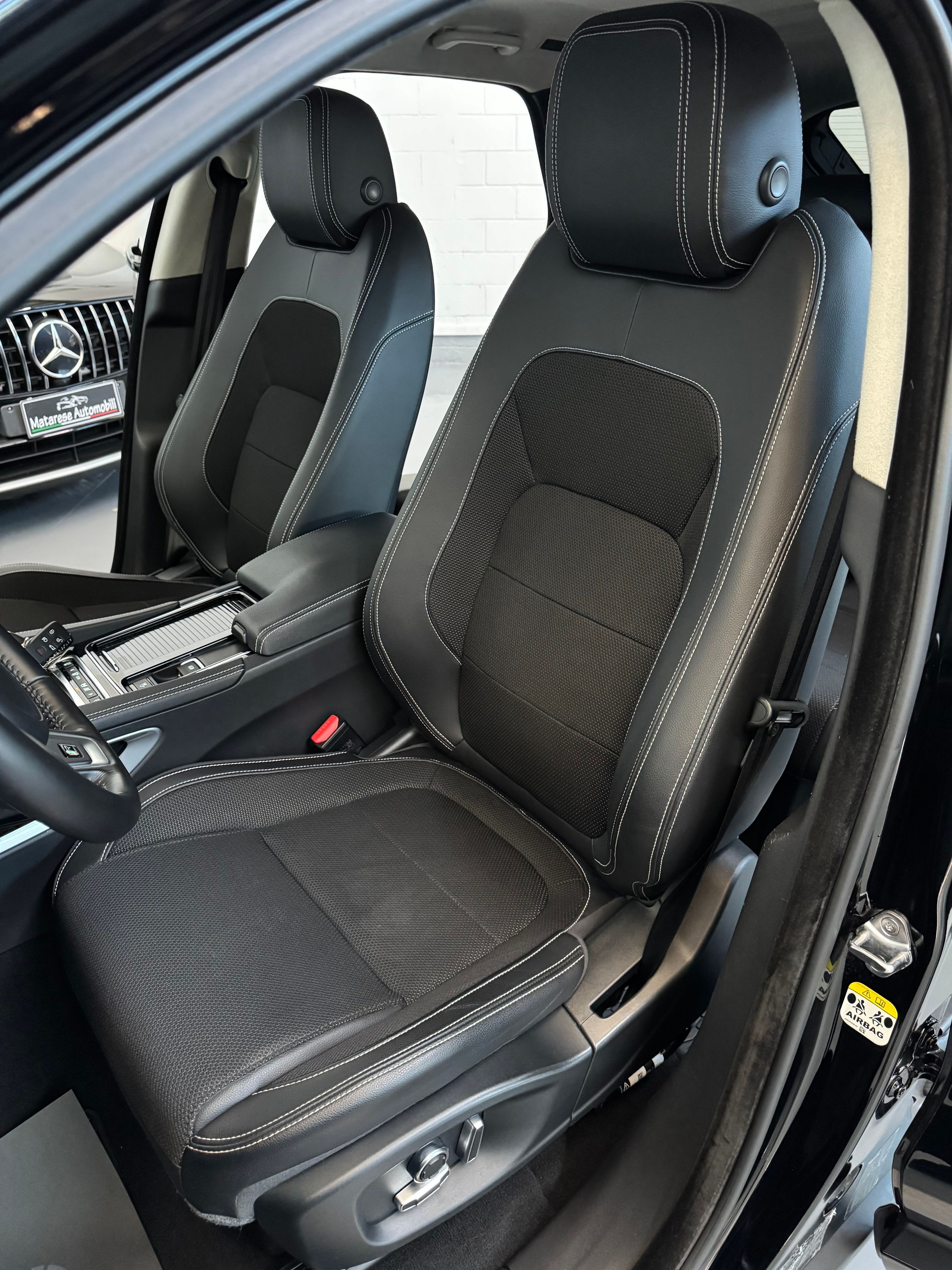 Jaguar F-Pace R-Sport 2.0cc 180cv AWD CarPlay Finanziabile 2018 — foto 10