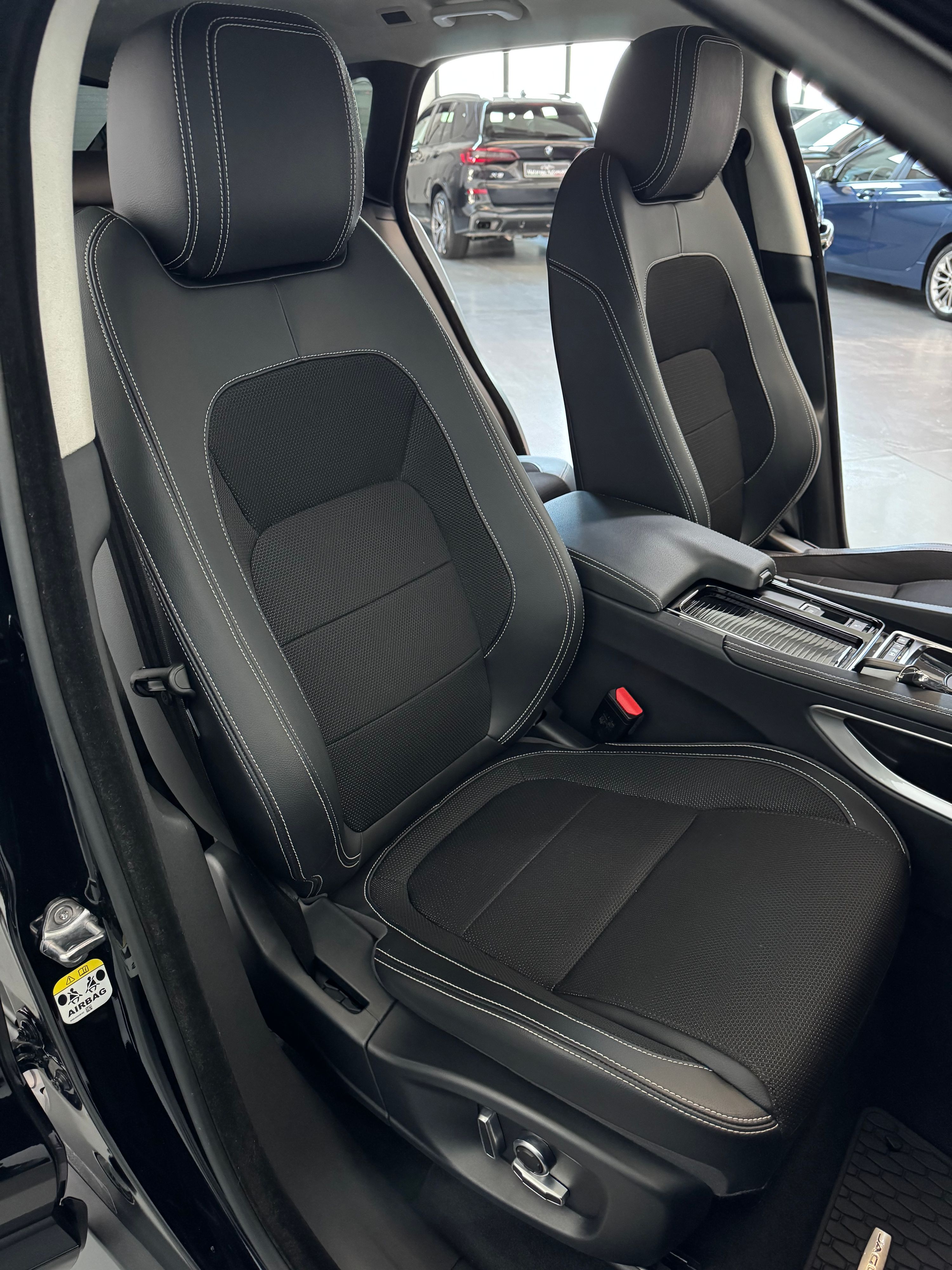 Jaguar F-Pace R-Sport 2.0cc 180cv AWD CarPlay Finanziabile 2018 — foto 13