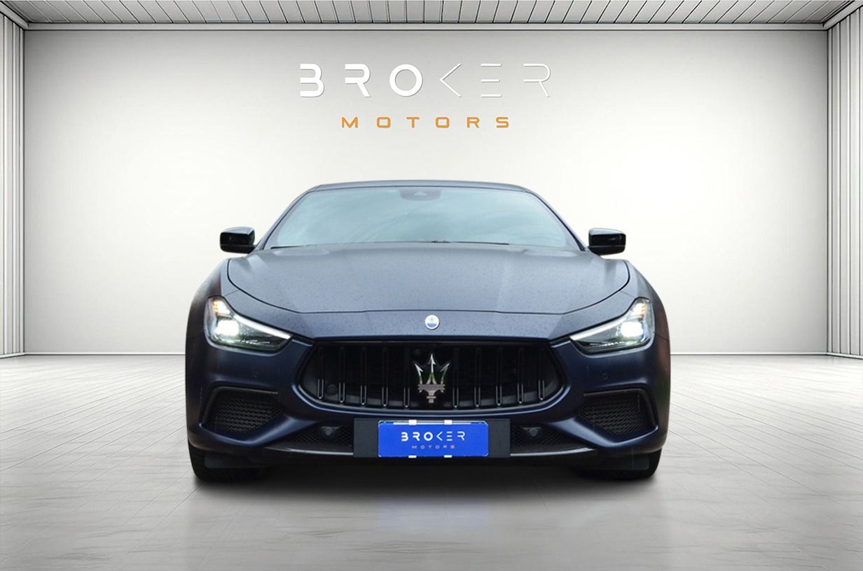 Maserati Ghibli 3.8 V8 Trofeo 580cv rwd auto 2023 — foto 2