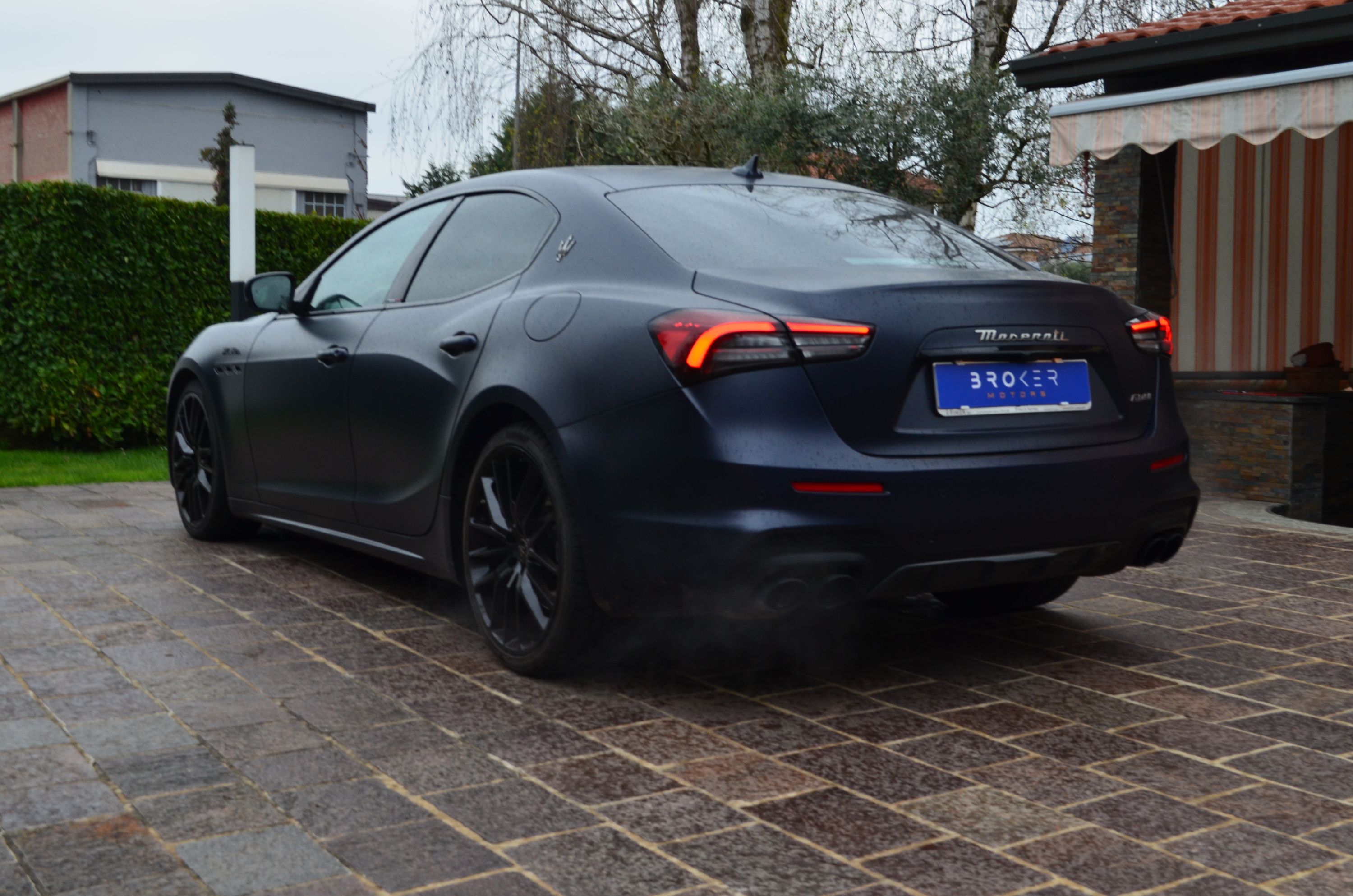 Maserati Ghibli 3.8 V8 Trofeo 580cv rwd auto 2023 — foto 5