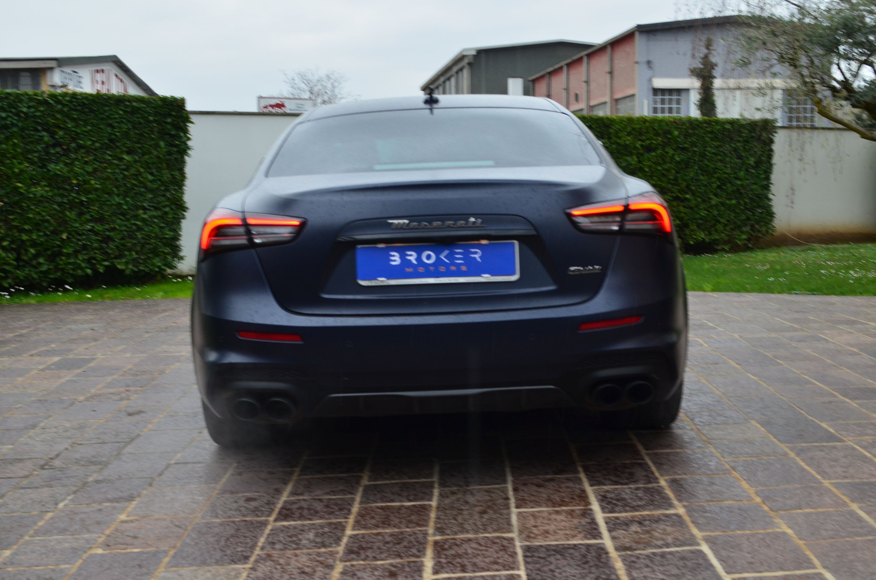 Maserati Ghibli 3.8 V8 Trofeo 580cv rwd auto 2023 — foto 6