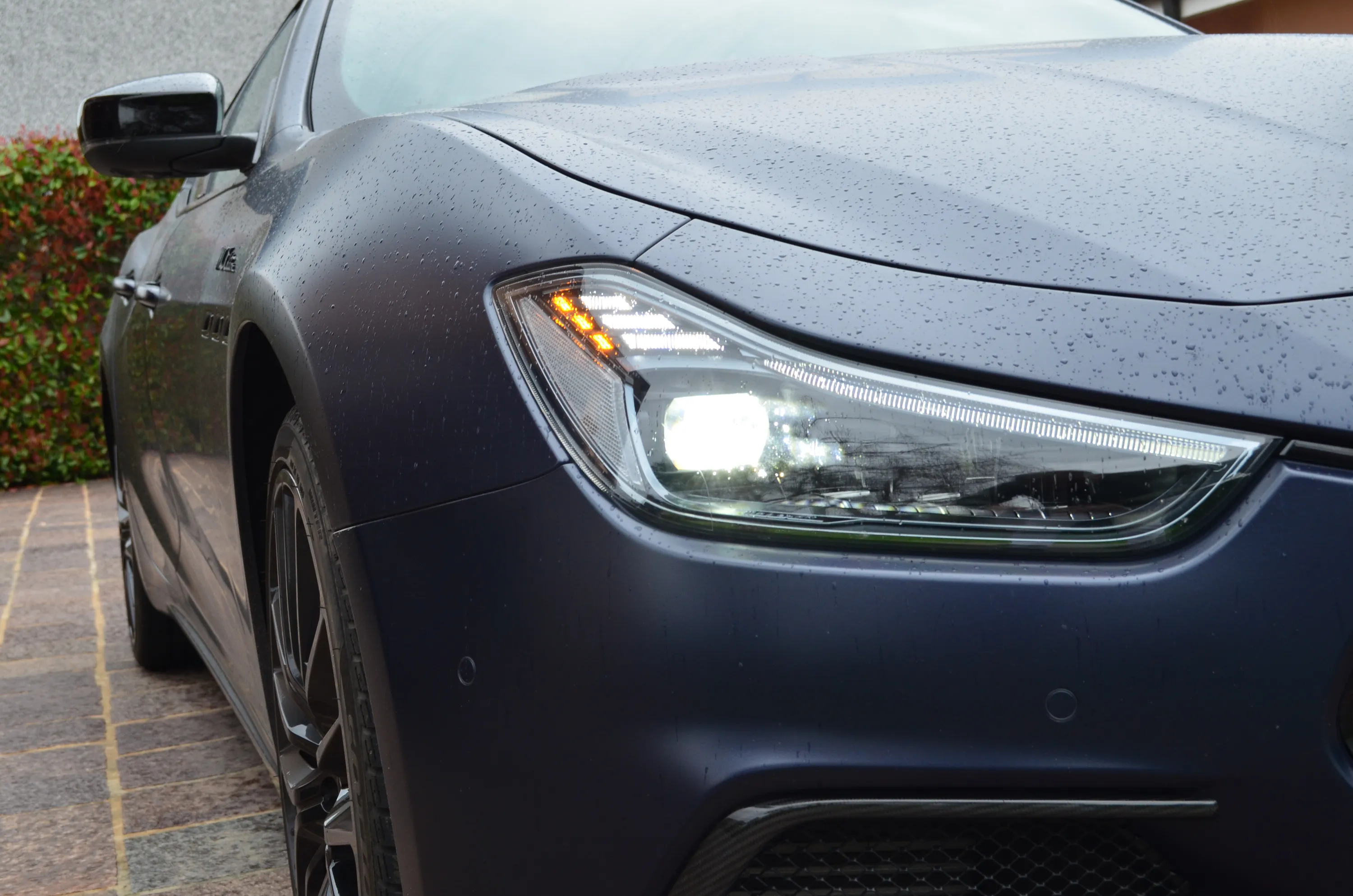 Maserati Ghibli 3.8 V8 Trofeo 580cv rwd auto 2023 — foto 20