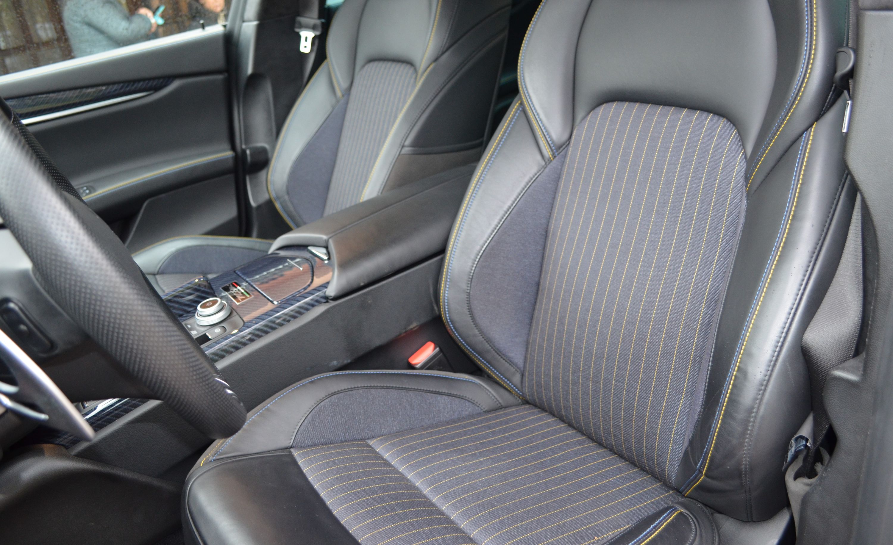 Maserati Ghibli 3.8 V8 Trofeo 580cv rwd auto 2023 — foto 11