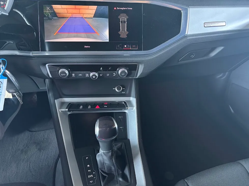 Audi Q3 35 1.5 tfsi mhev Business Advanced s-tronic 2022 — foto 17