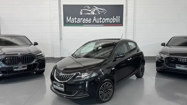 Lancia Ypsilon Hybrid 5p 1.0cc 70cv Bluetooth+Clima OK Neopatentati
