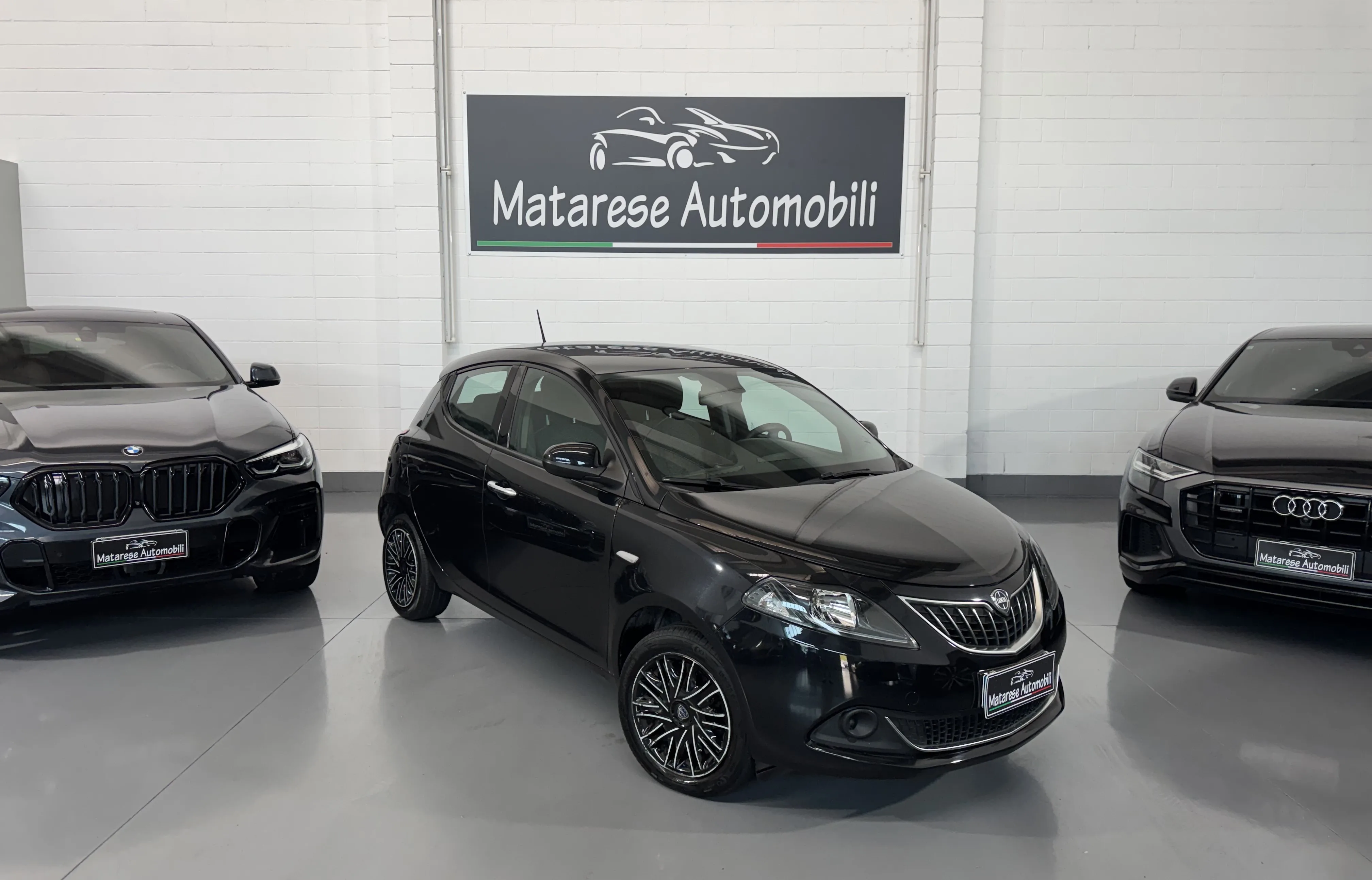 Lancia Ypsilon Hybrid 5p 1.0cc 70cv Bluetooth+Clima OK Neopatentati 2022 — foto 4