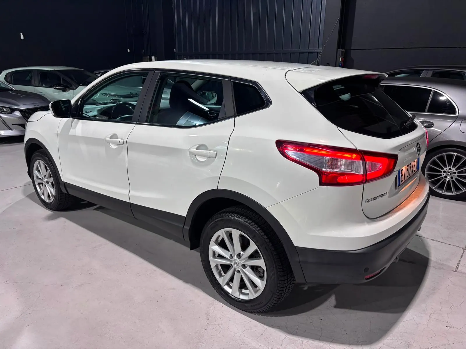 Nissan Benzina Neopatentati 2014 — foto 2