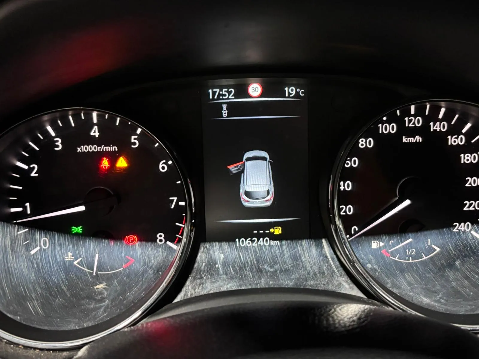 Nissan Benzina Neopatentati 2014 — foto 9