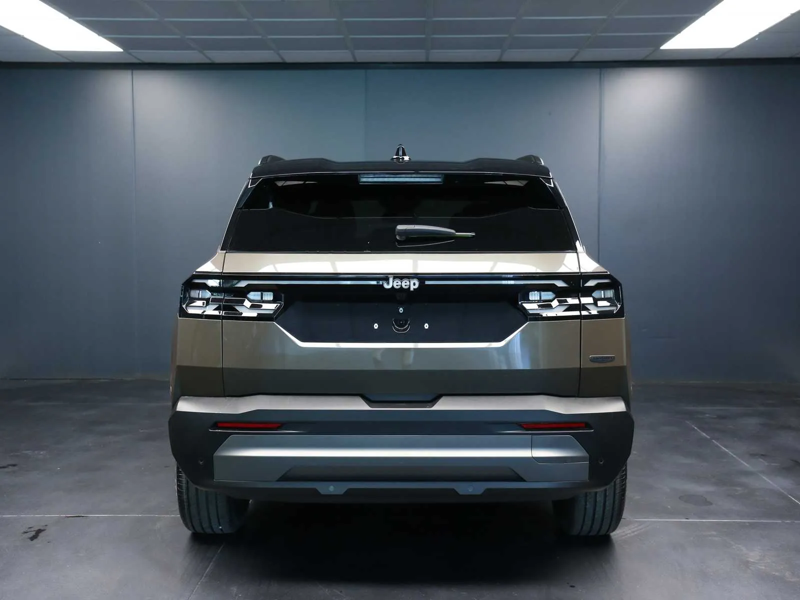 Jeep Compass 1.2 turbo e-hybrid mhev Summit fwd 145cv edct6 2026 — foto 8