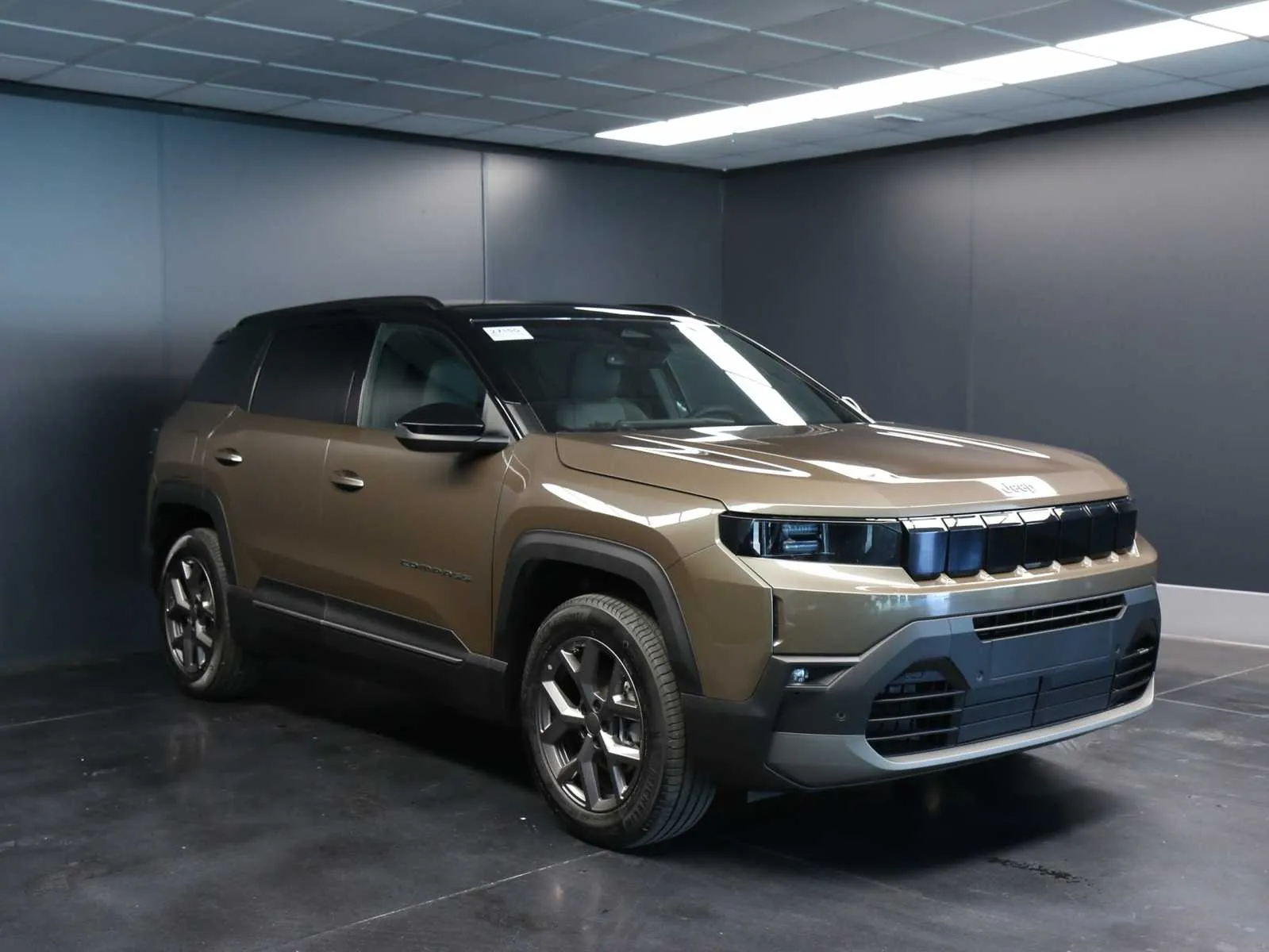 Jeep Compass 1.2 turbo e-hybrid mhev Summit fwd 145cv edct6 2026 — foto 3