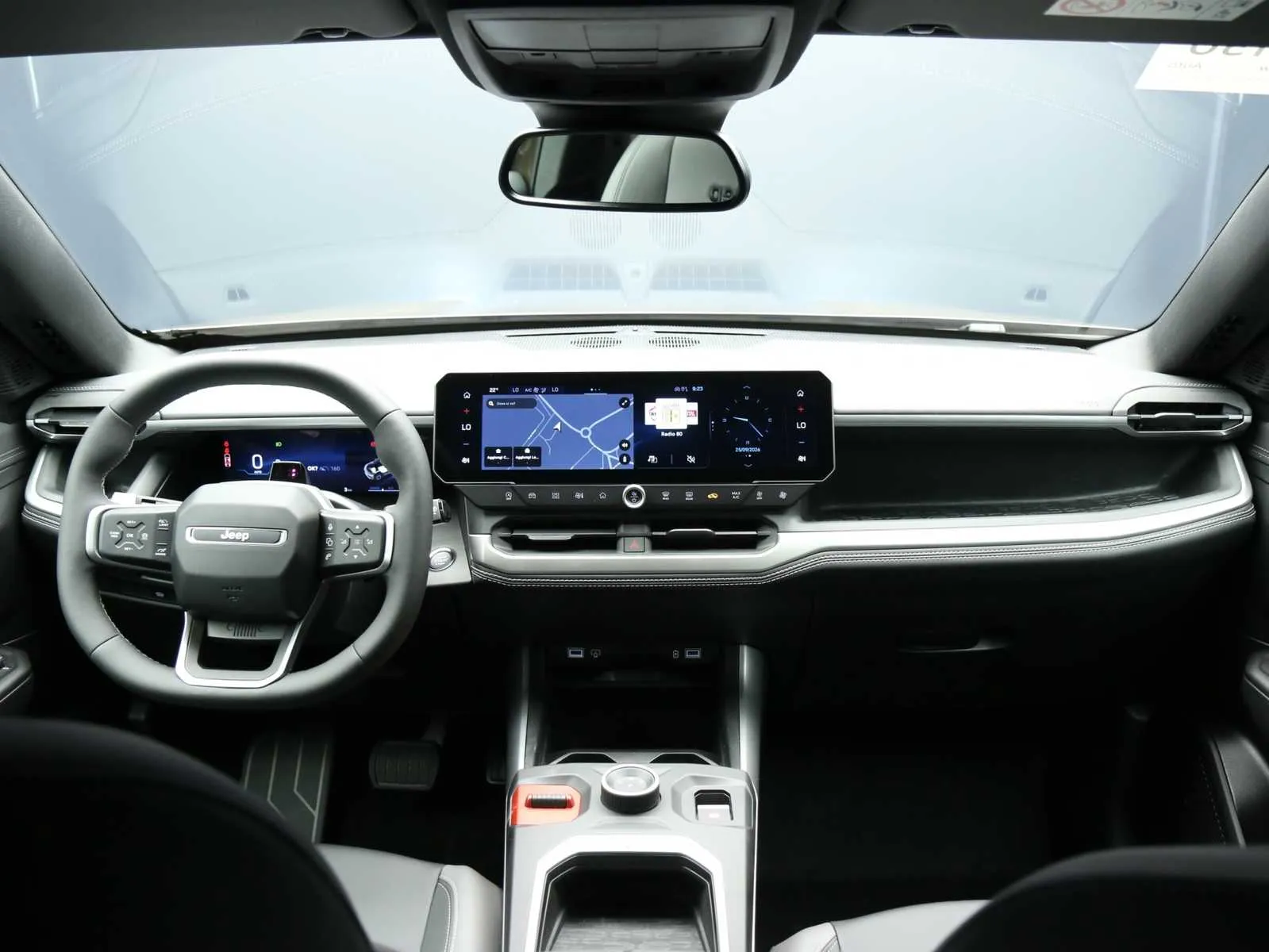Jeep Compass 1.2 turbo e-hybrid mhev Summit fwd 145cv edct6 2026 — foto 12
