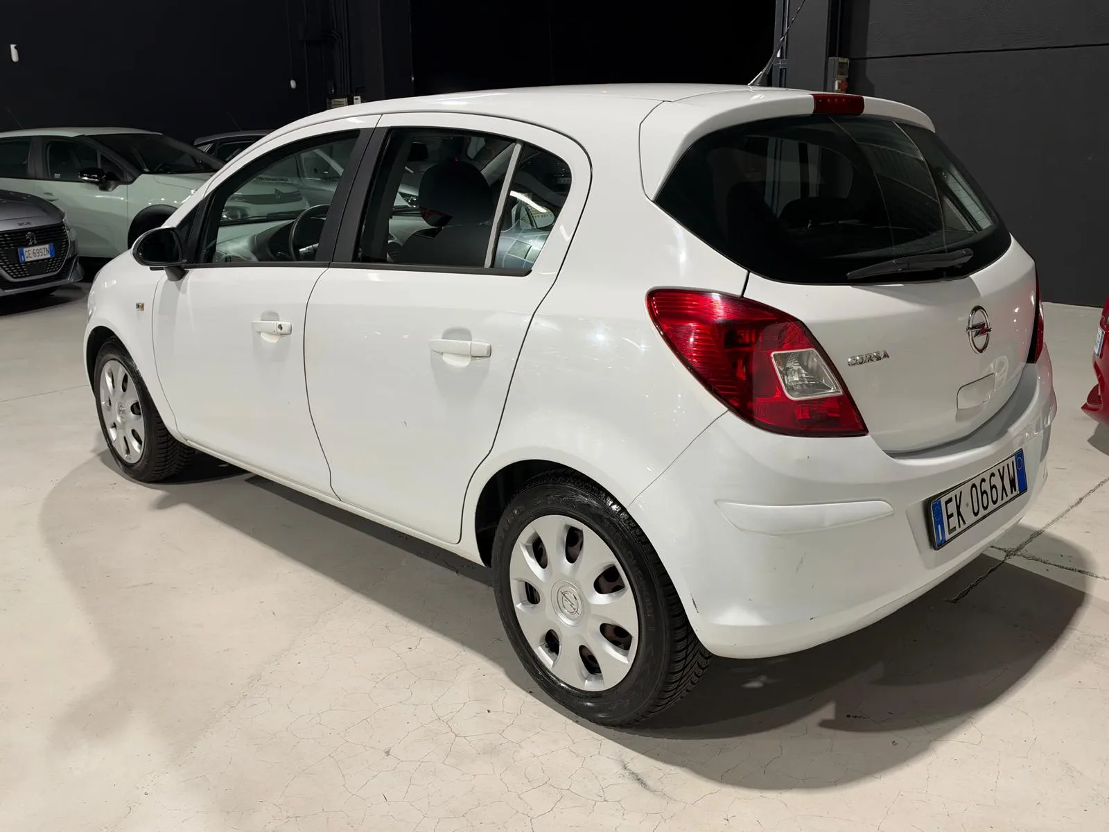Opel Corsa Benzina 4 Stagioni Neopatentati 2011 — foto 4