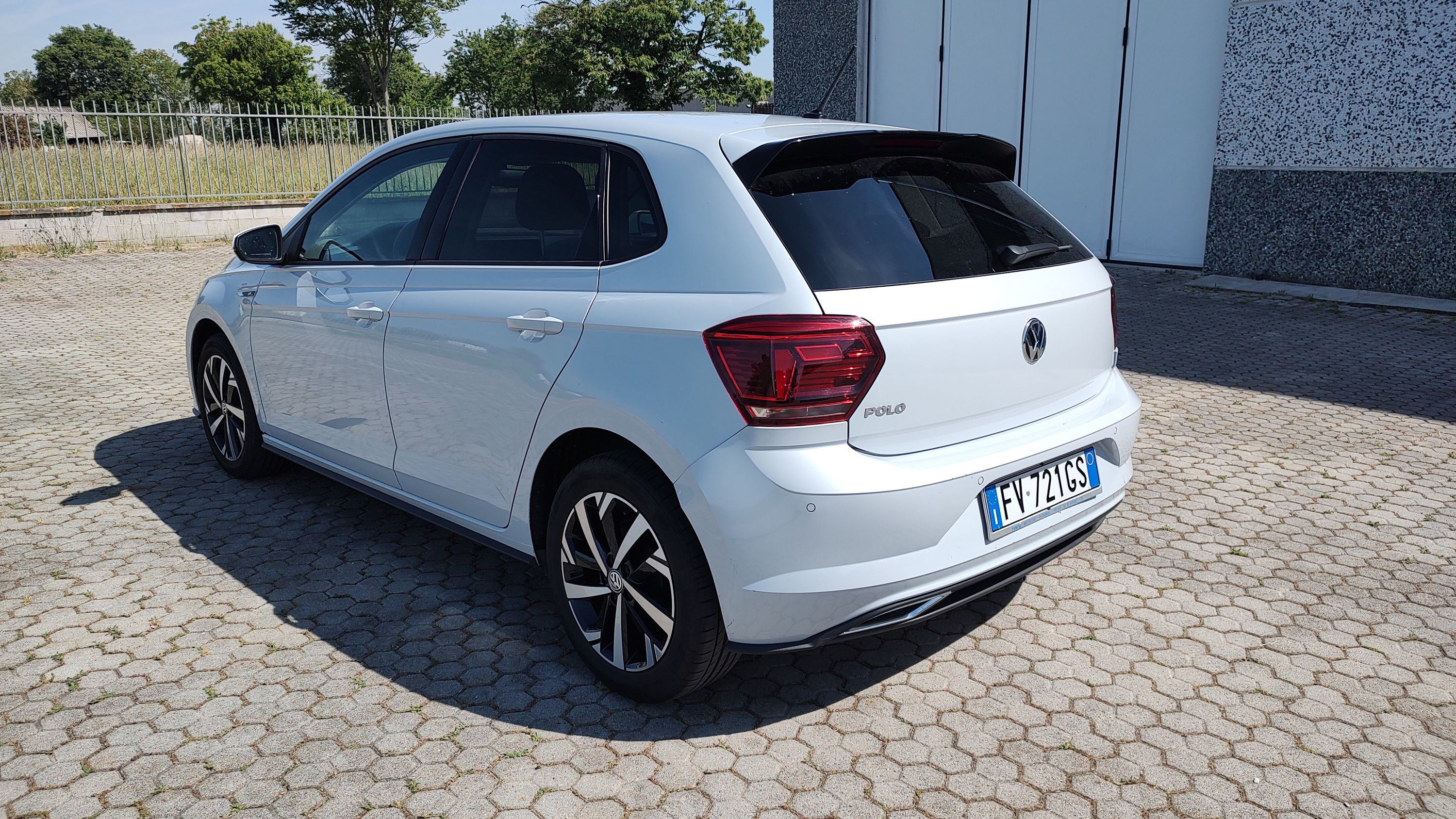 Volkswagen Polo 5p 1.0 tsi Highline 95cv 2019 — foto 3
