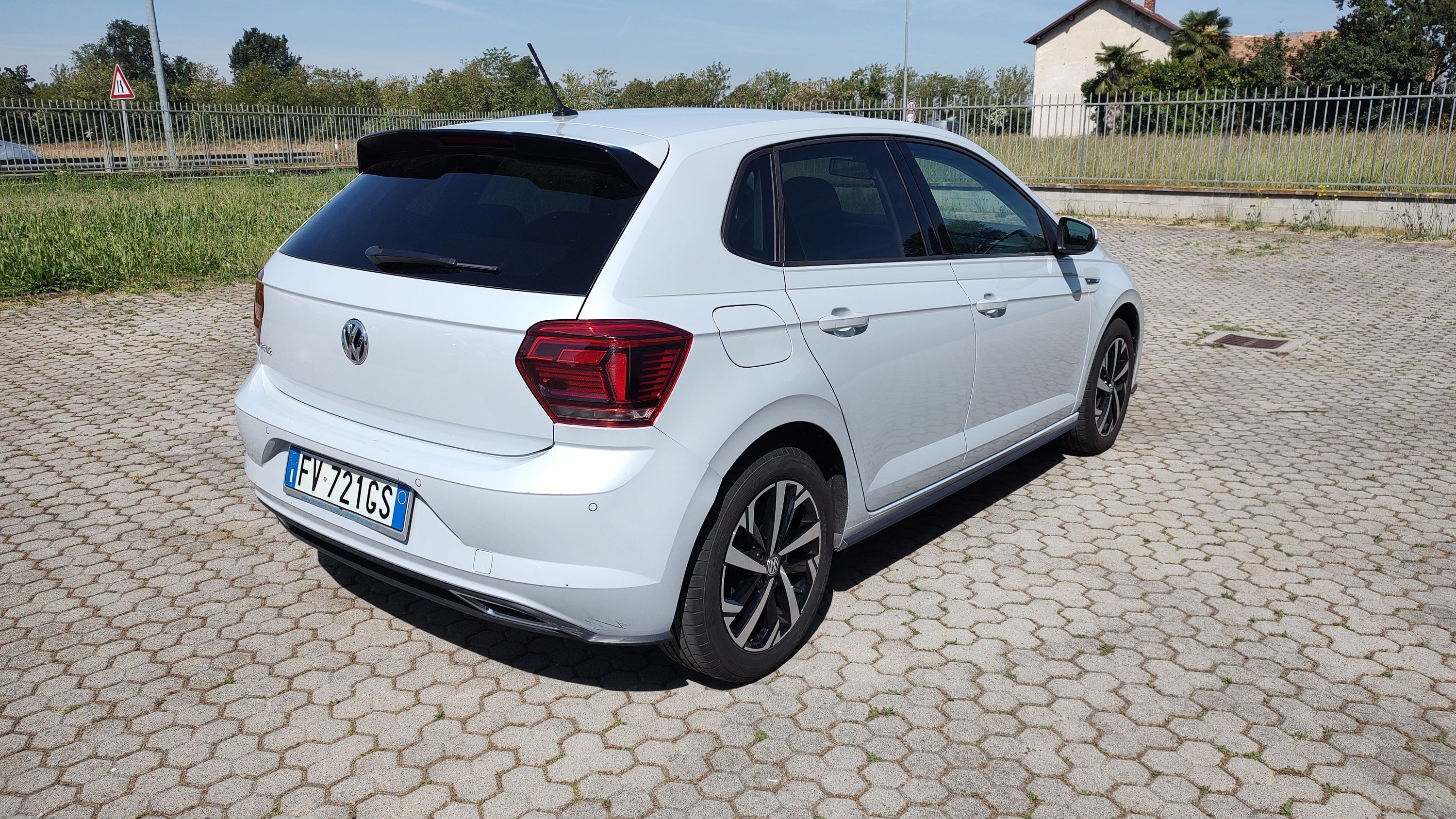 Volkswagen Polo 5p 1.0 tsi Highline 95cv 2019 — foto 5
