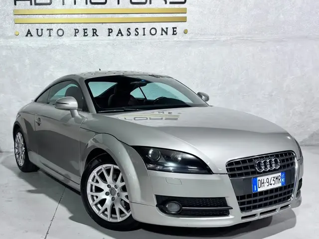 Audi TT Coupe 2.0 tfsi s-tronic