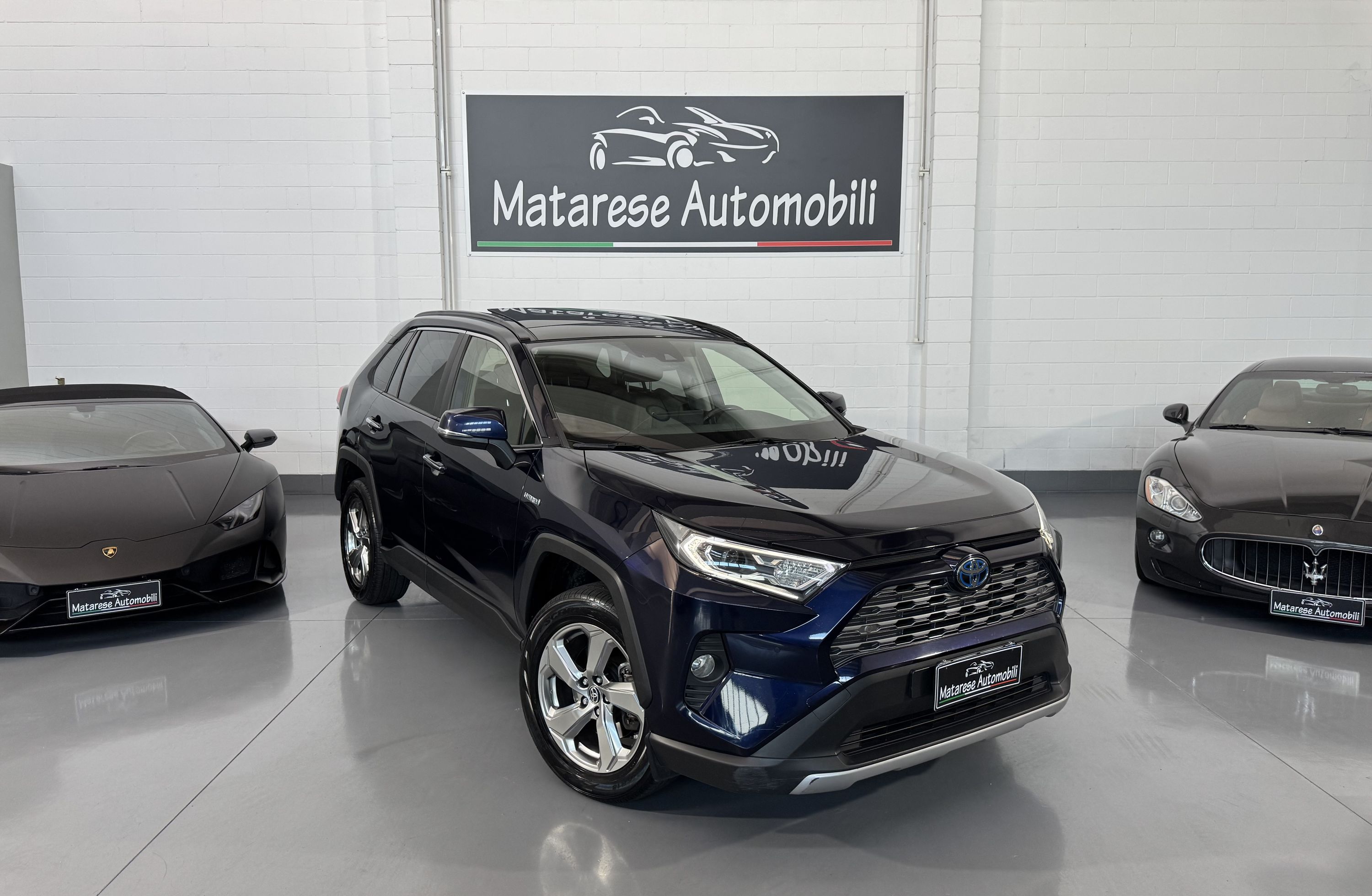 Toyota Rav-4 vvt-ie Hybrid 2.5cc 218cv Auto Tetto Apribile Sedili Riscaldati 2020 — foto 4