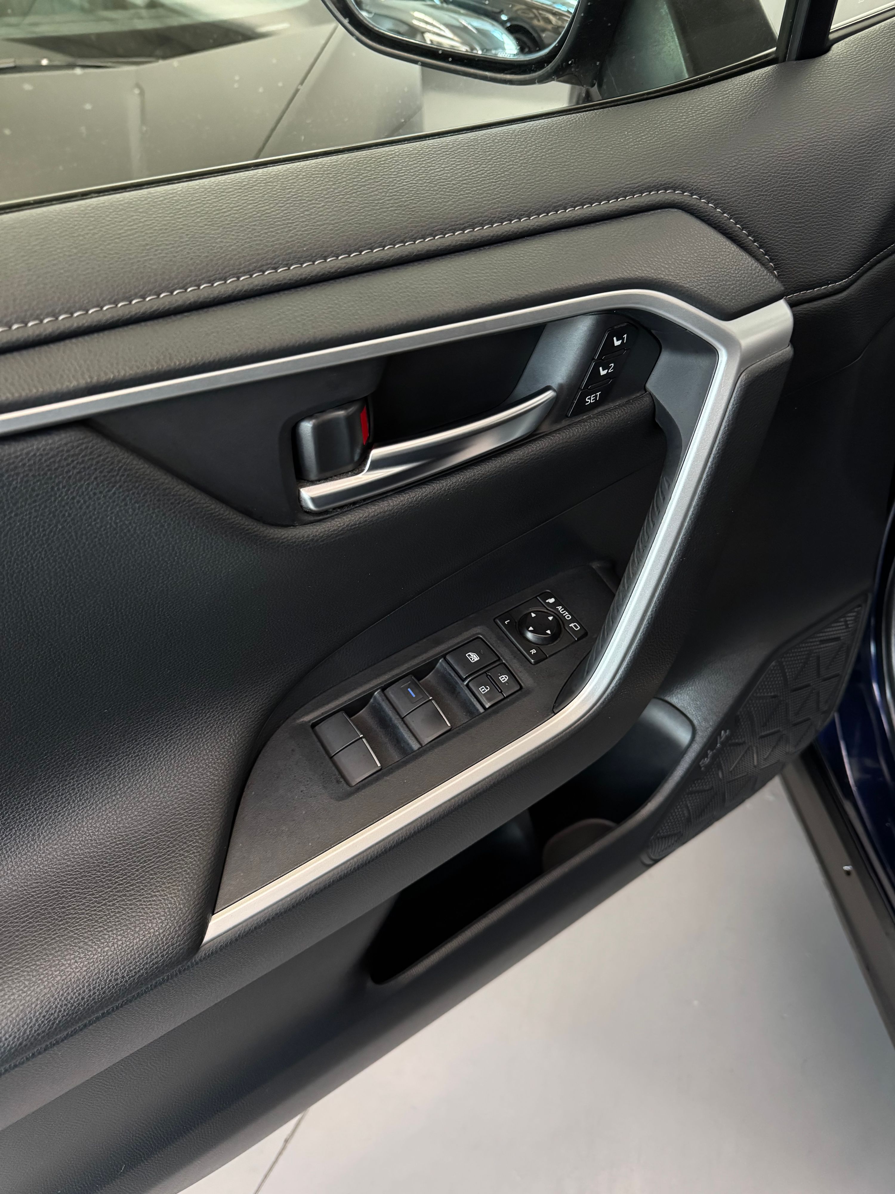 Toyota Rav-4 vvt-ie Hybrid 2.5cc 218cv Auto Tetto Apribile Sedili Riscaldati 2020 — foto 9