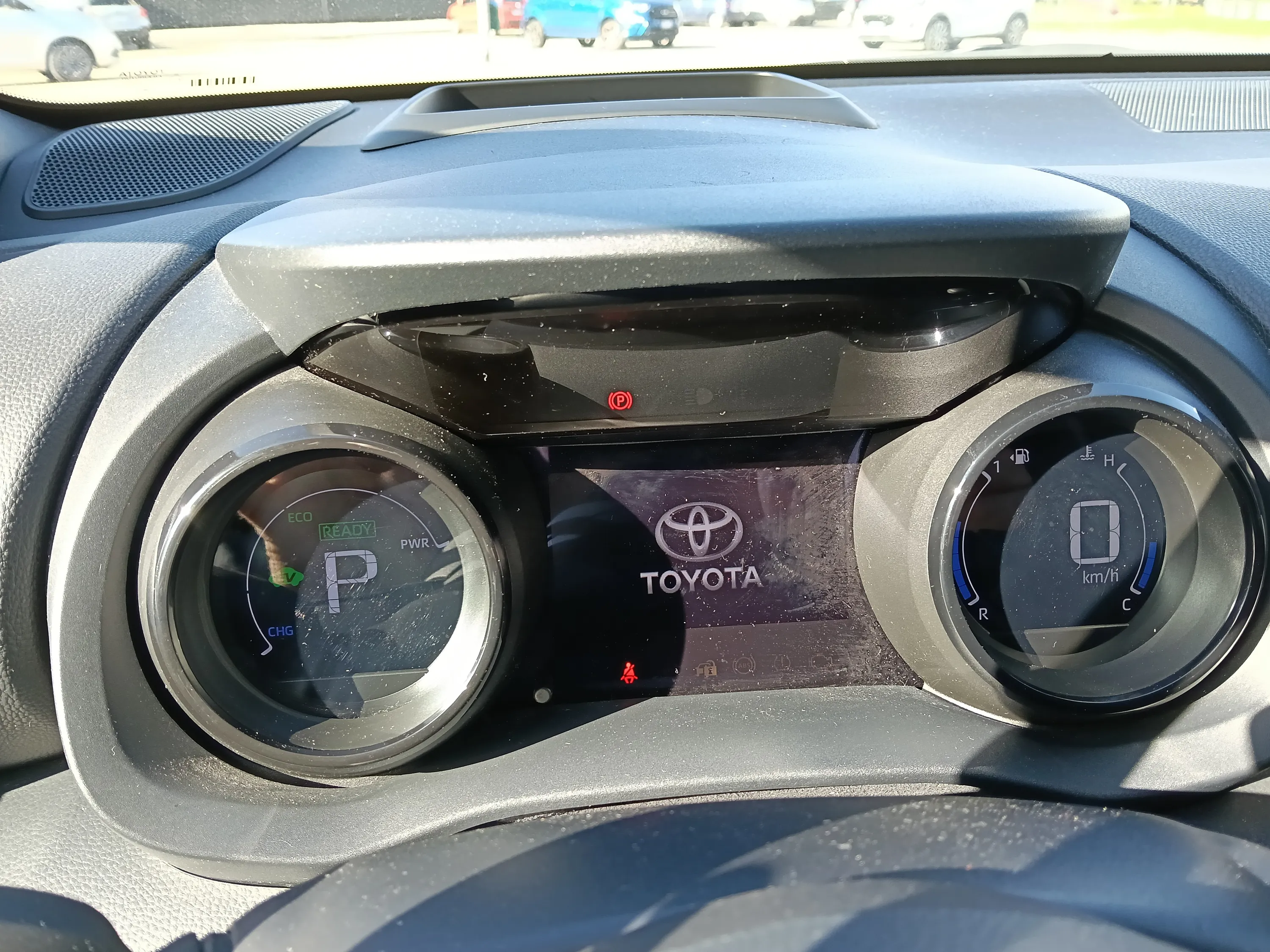 Toyota Yaris 1.5h Premiere 2020 — foto 8
