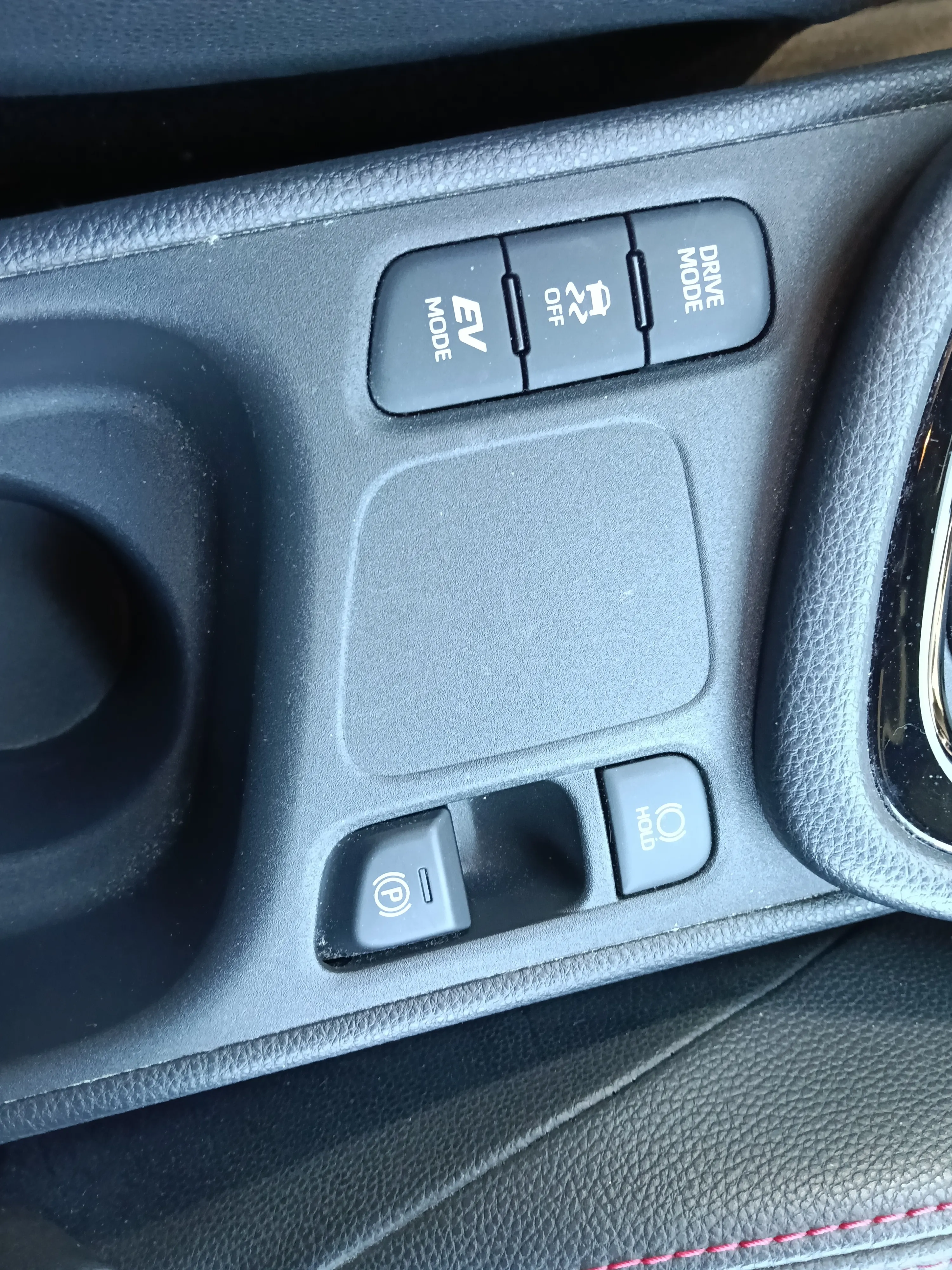 Toyota Yaris 1.5h Premiere 2020 — foto 14