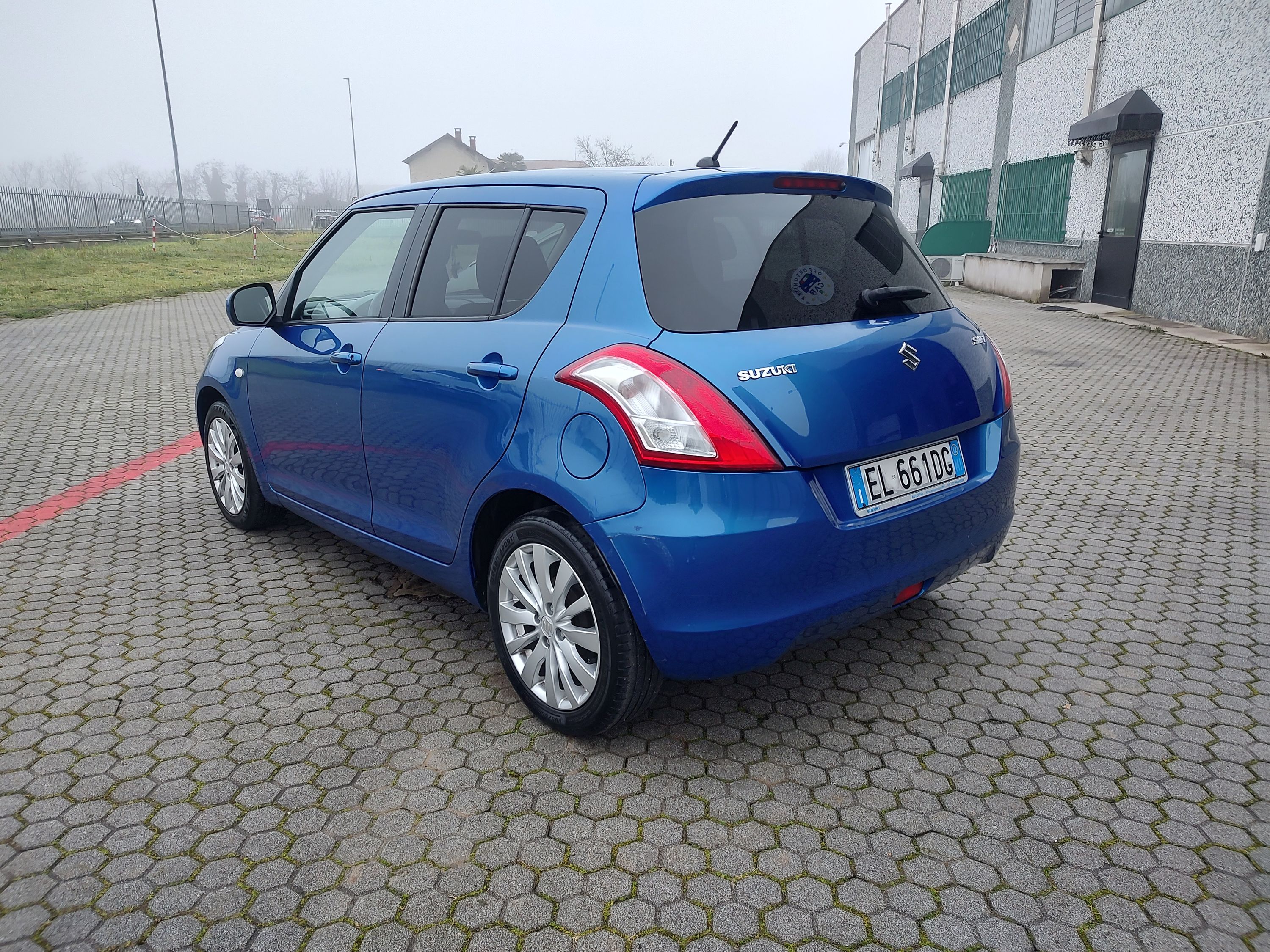 Suzuki Swift 5p 1.2 vvt GL Style 2012 — foto 3