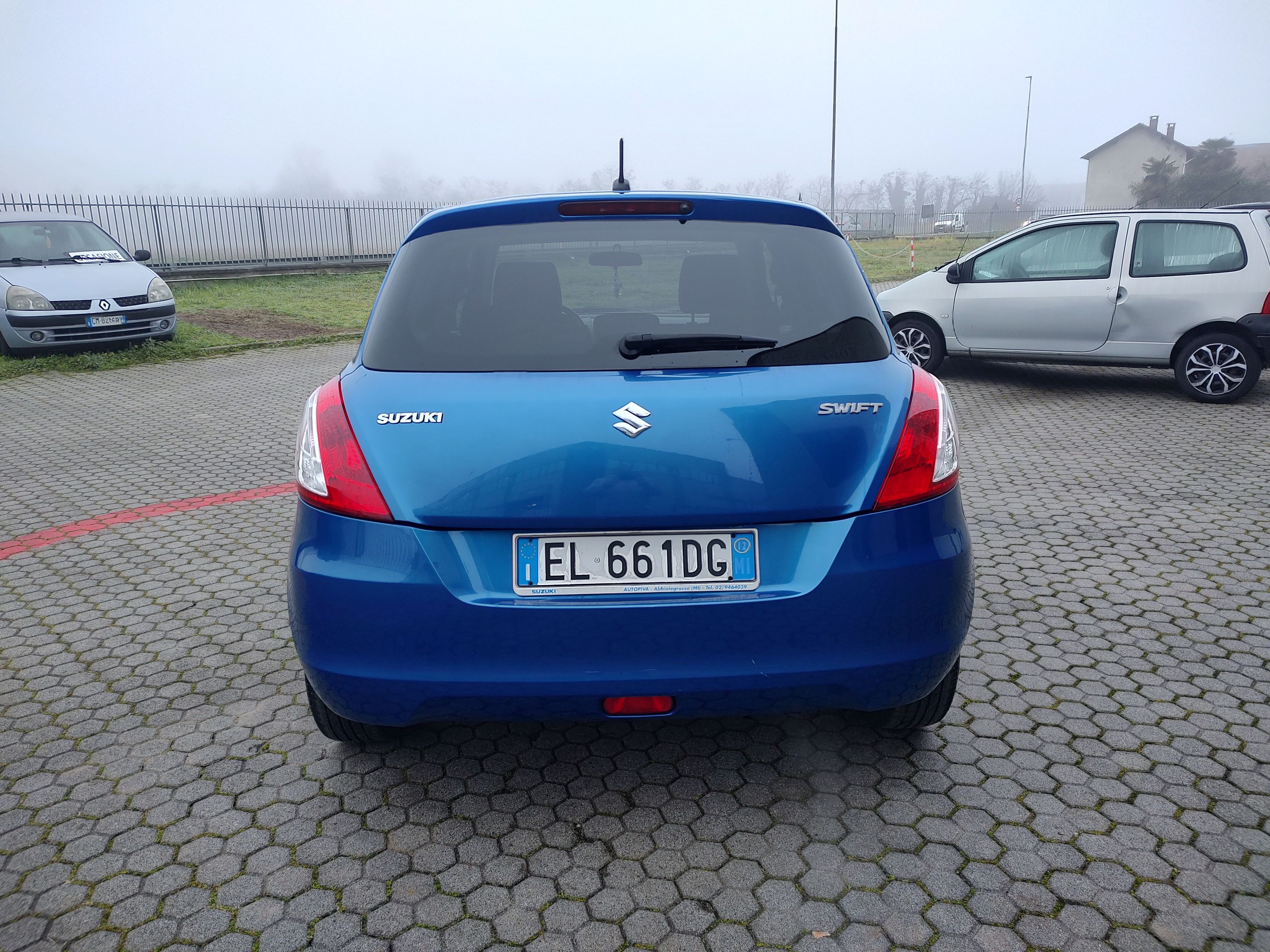 Suzuki Swift 5p 1.2 vvt GL Style 2012 — foto 4