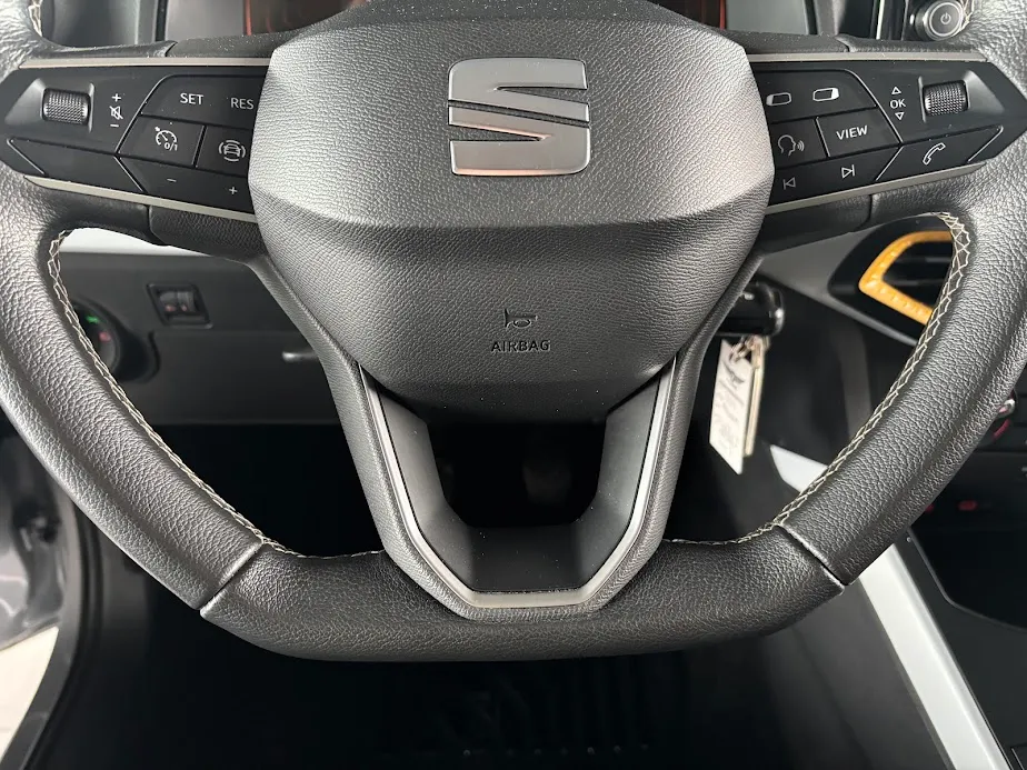 Seat Arona 1.0 ecotsi Style NEOPATENTATI 2024 — foto 17