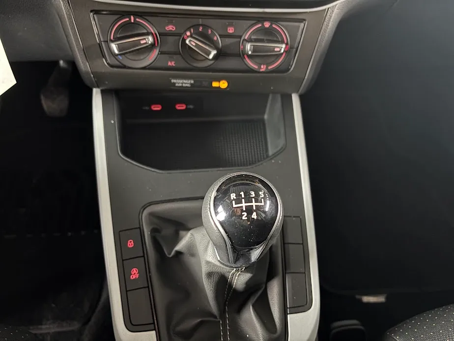 Seat Arona 1.0 ecotsi Style NEOPATENTATI 2024 — foto 18