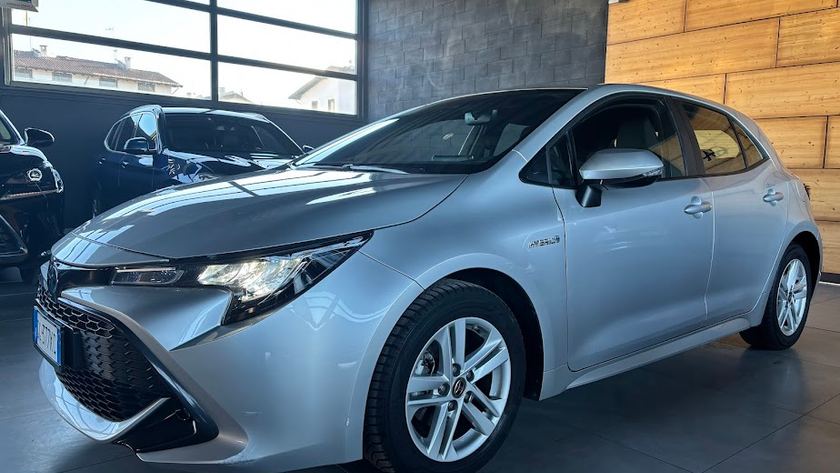 Toyota TOYOTA Corolla 1.8 HYBRID Active NEOPATENTATI +IVA 2021