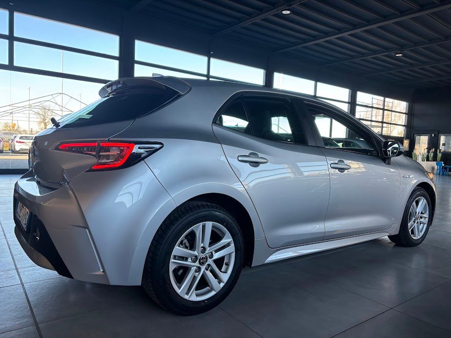 Toyota TOYOTA Corolla 1.8 HYBRID  Active NEOPATENTATI +IVA 2021 — foto 4