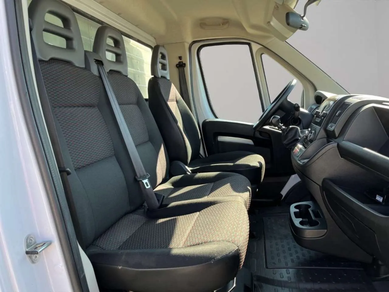 OPEL Movano 2.2 140CV furgonato box Alluminio 2022 — foto 8