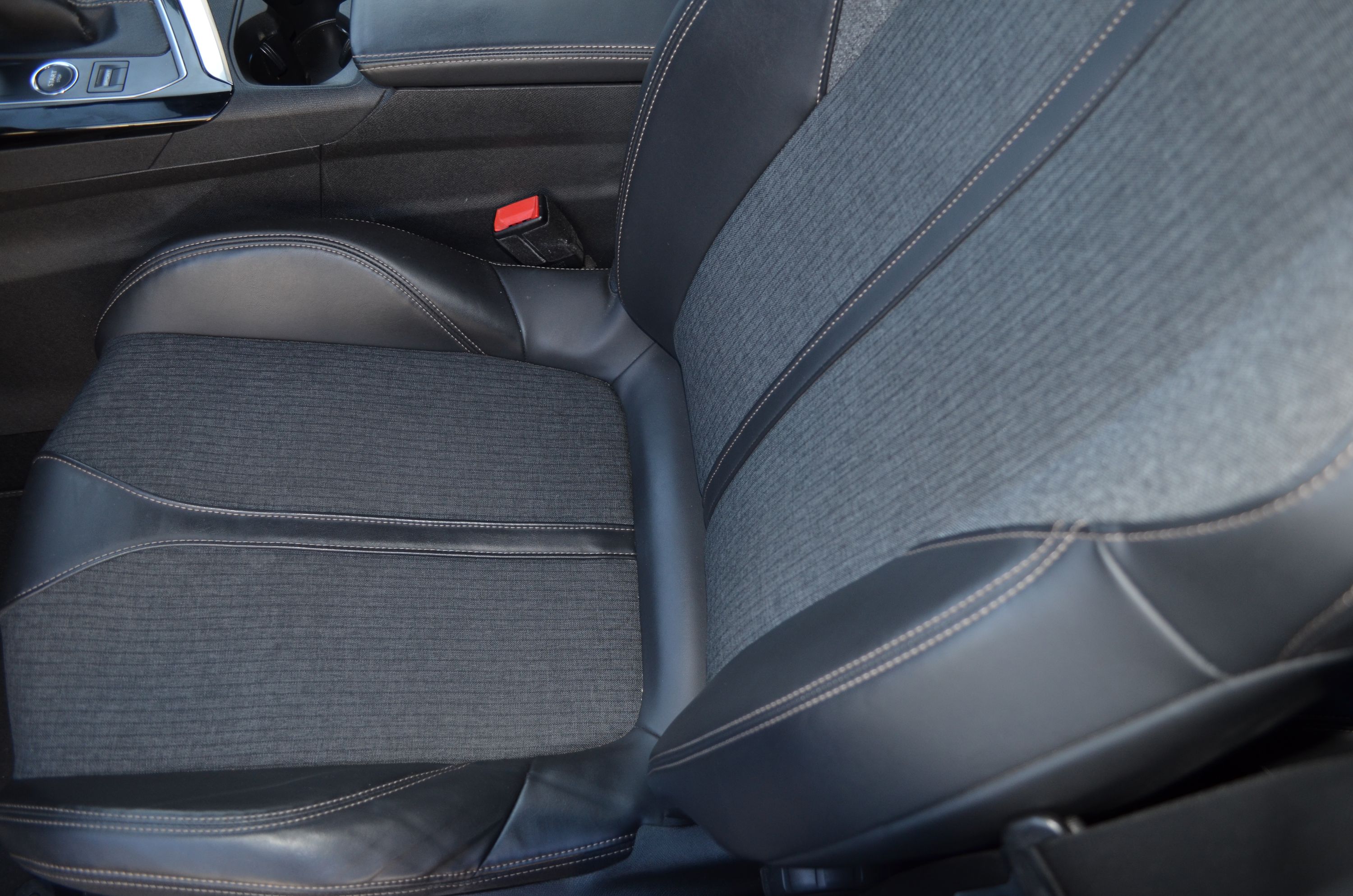 Peugeot 3008 1.5 bluehdi GT Line s&s 130cv eat8 2019 — foto 11