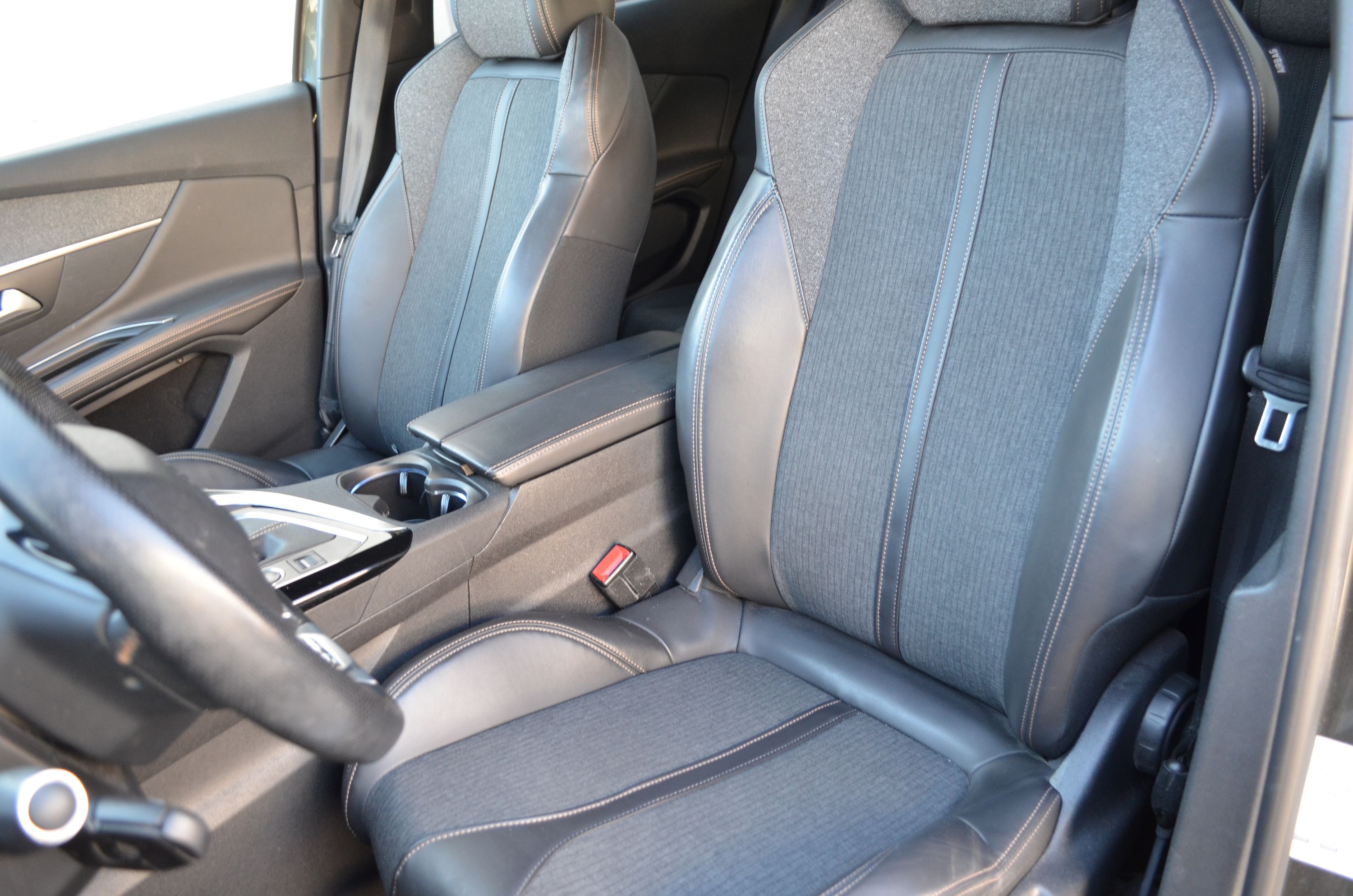 Peugeot 3008 1.5 bluehdi GT Line s&s 130cv eat8 2019 — foto 12