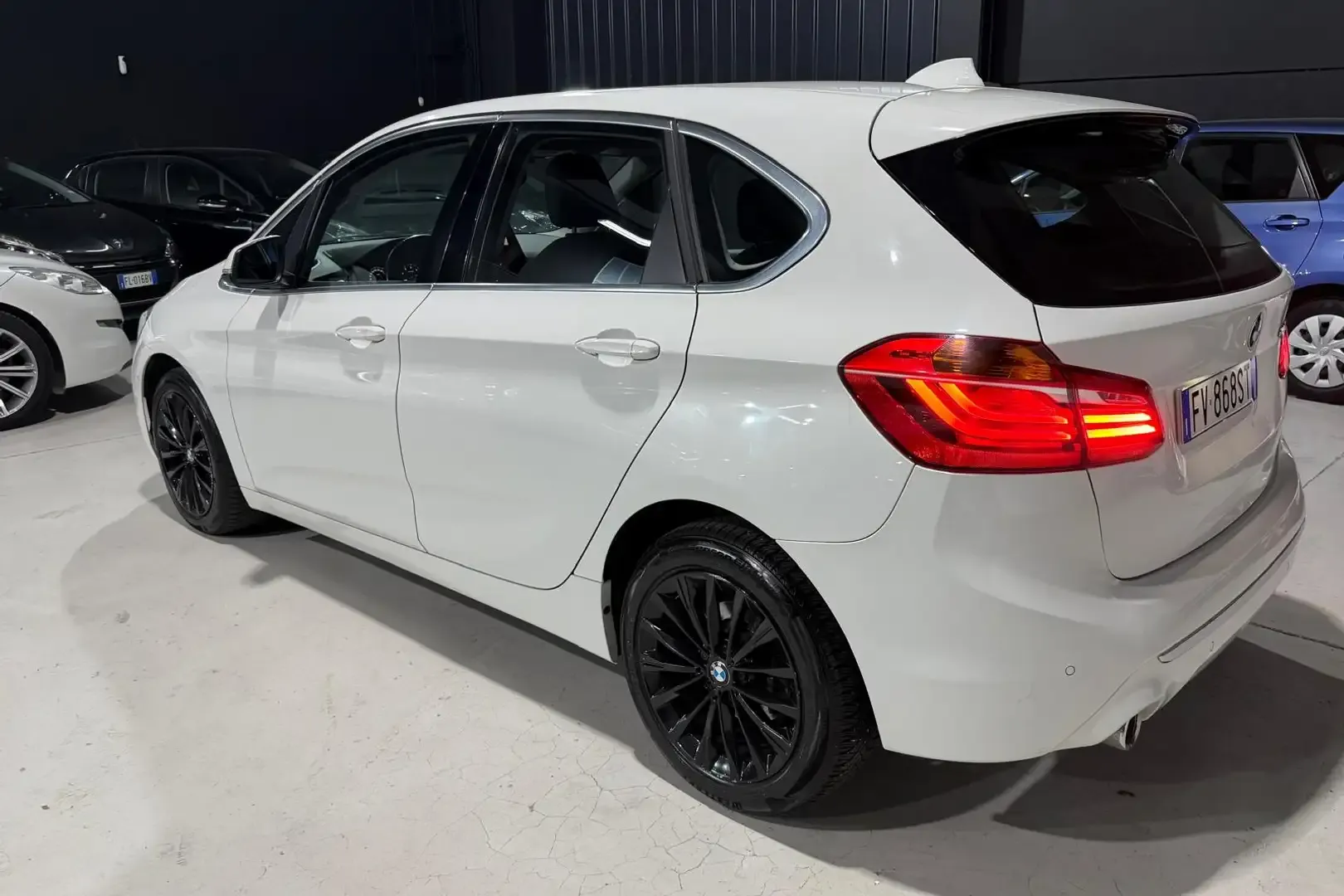 BMW 216d Active Tourer auto 2019 — foto 11