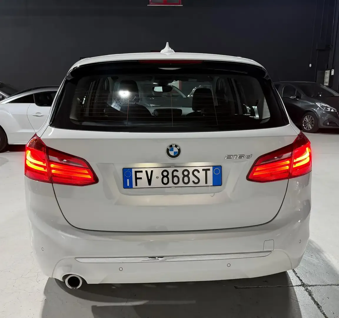 BMW 216d Active Tourer auto 2019 — foto 9