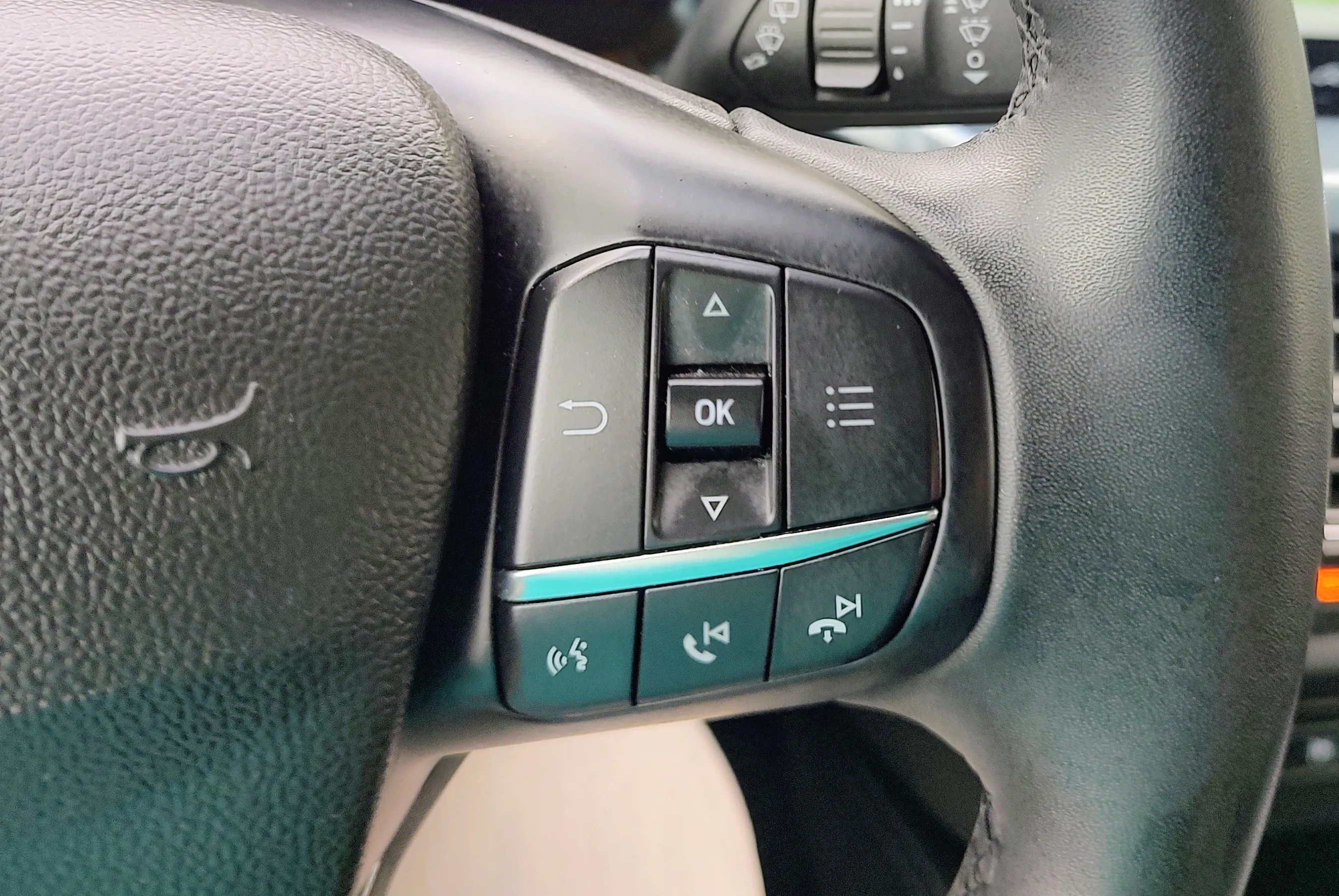 Ford Focus Active SW 1.0 ecoboost h Design 125cv 2024 — foto 14