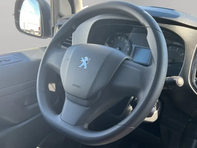PEUGEOT Expert 1.5 120 CV STANDARD ALLESTITO KM ZERO 2024 — foto 11